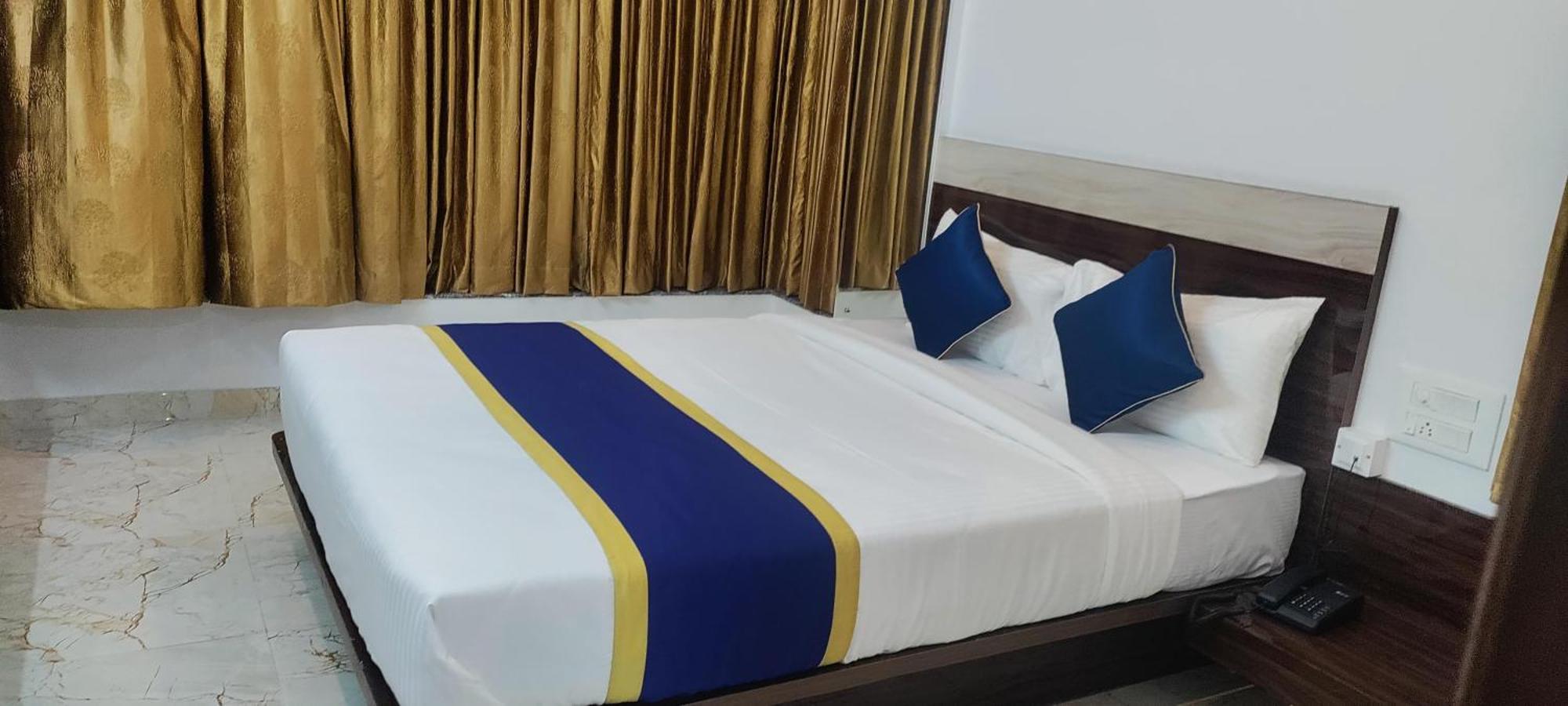 Keerthis Comfort - Bengaluru Airport Hotel 3* Bangalore