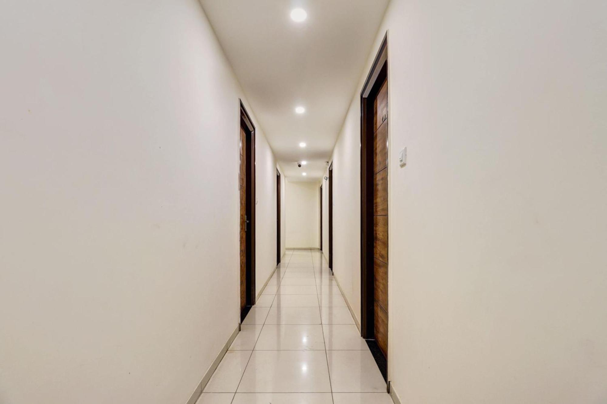 Hotel Dream Comforts & Boarding Bangalore