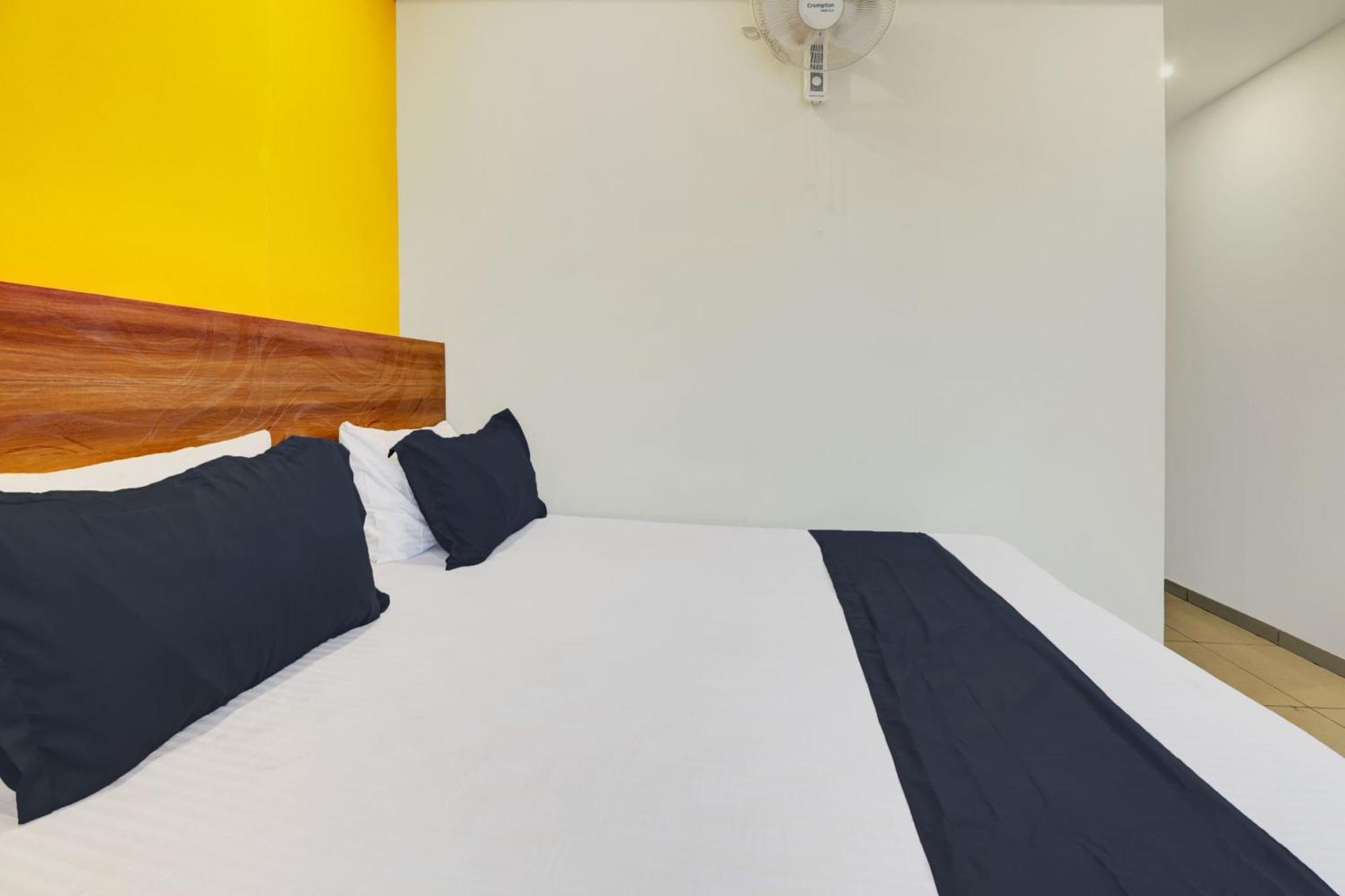 Dream Comforts & Boarding Hotel 4*