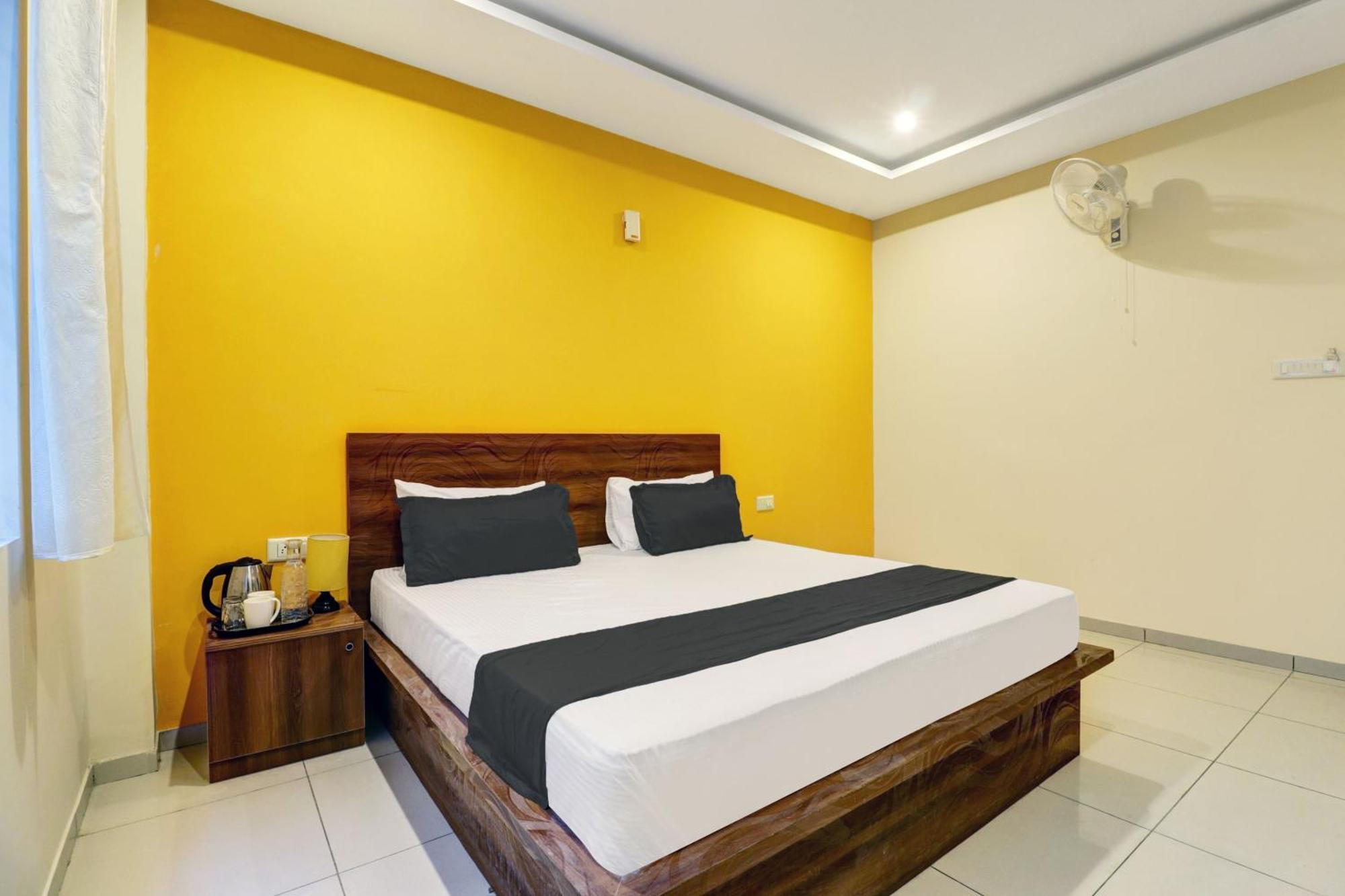 Dream Comforts & Boarding Hotel Bangalore