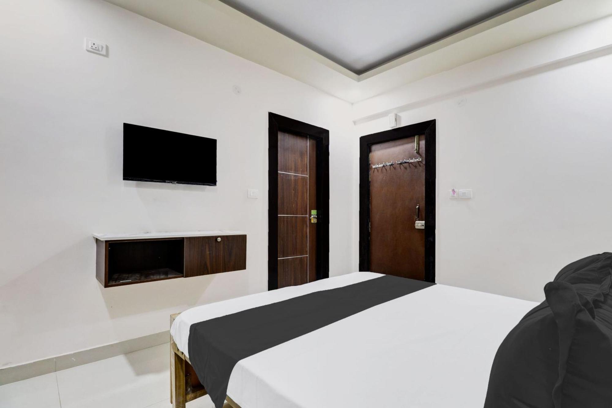 Super O Sri Harshitha Grand Near Zudio - Star Bazaar, Kundalhalli Gate Hotel Bangalore