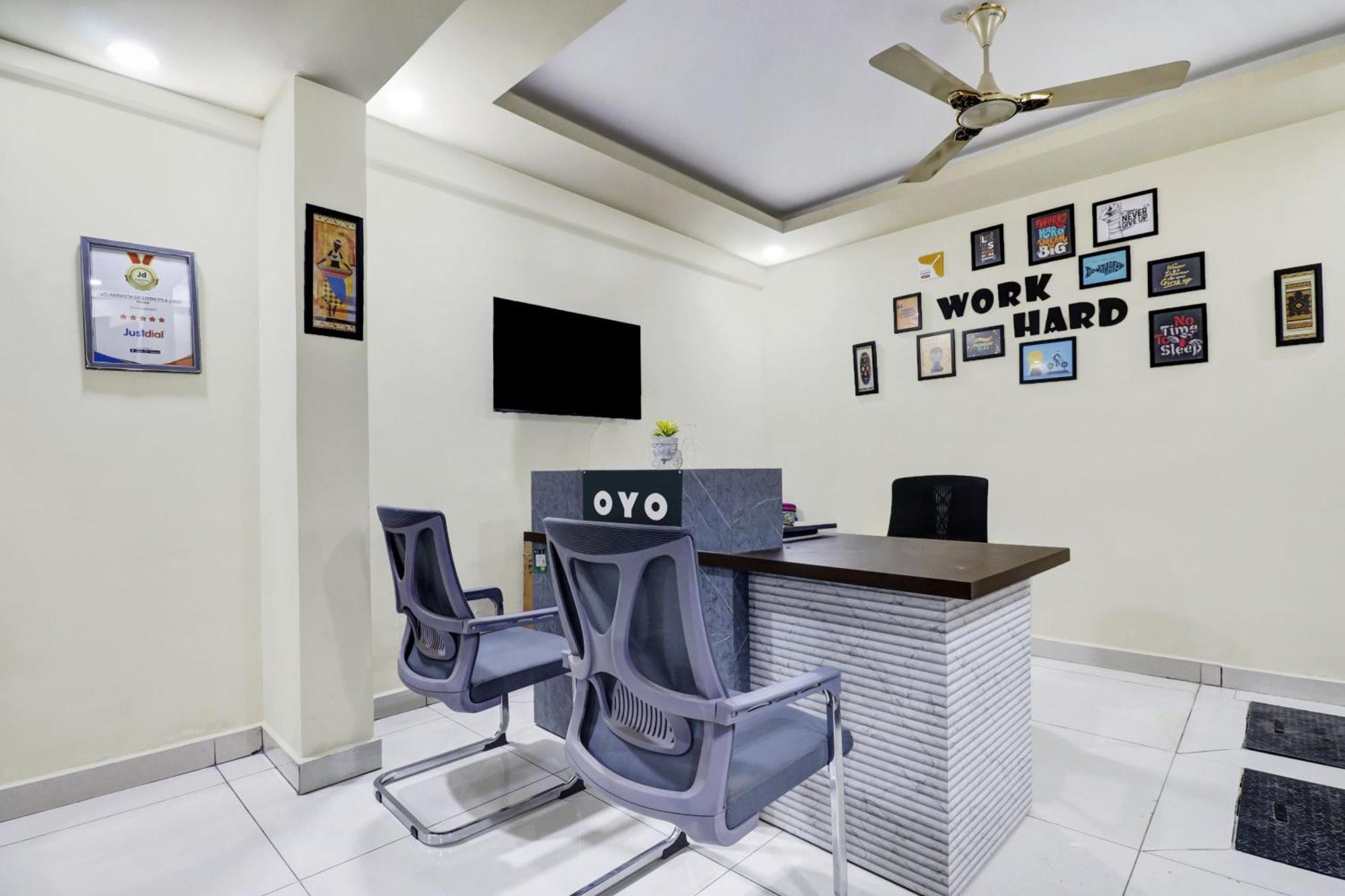 Hotel Super O Sri Harshitha Grand Near Zudio - Star Bazaar, Kundalhalli Gate 3*