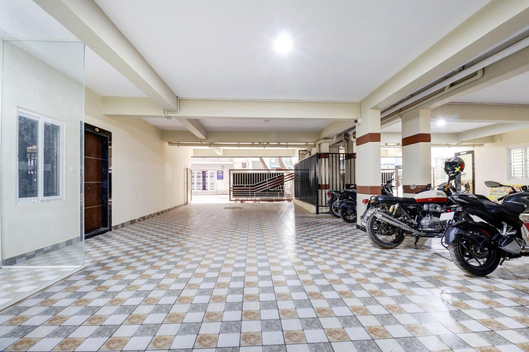 Hotel Super O Sri Harshitha Grand Near Zudio - Star Bazaar, Kundalhalli Gate