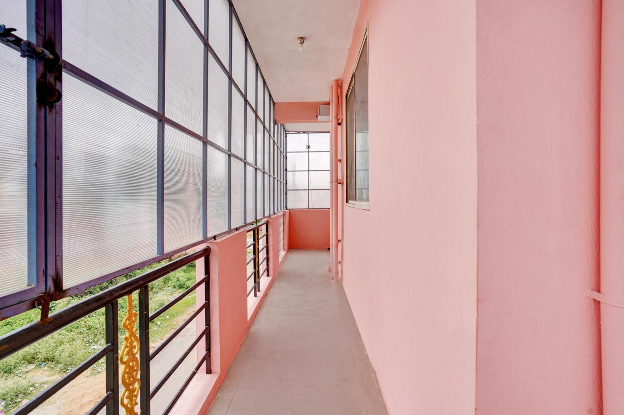 Hotel O Sv Bangalore