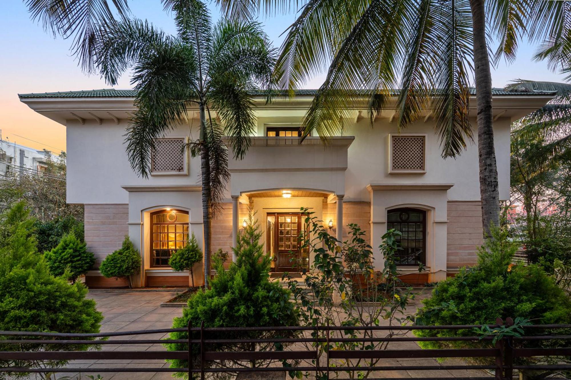 Sliceinn Gulmohar- Near Kempegowda International Airport, Guest house *