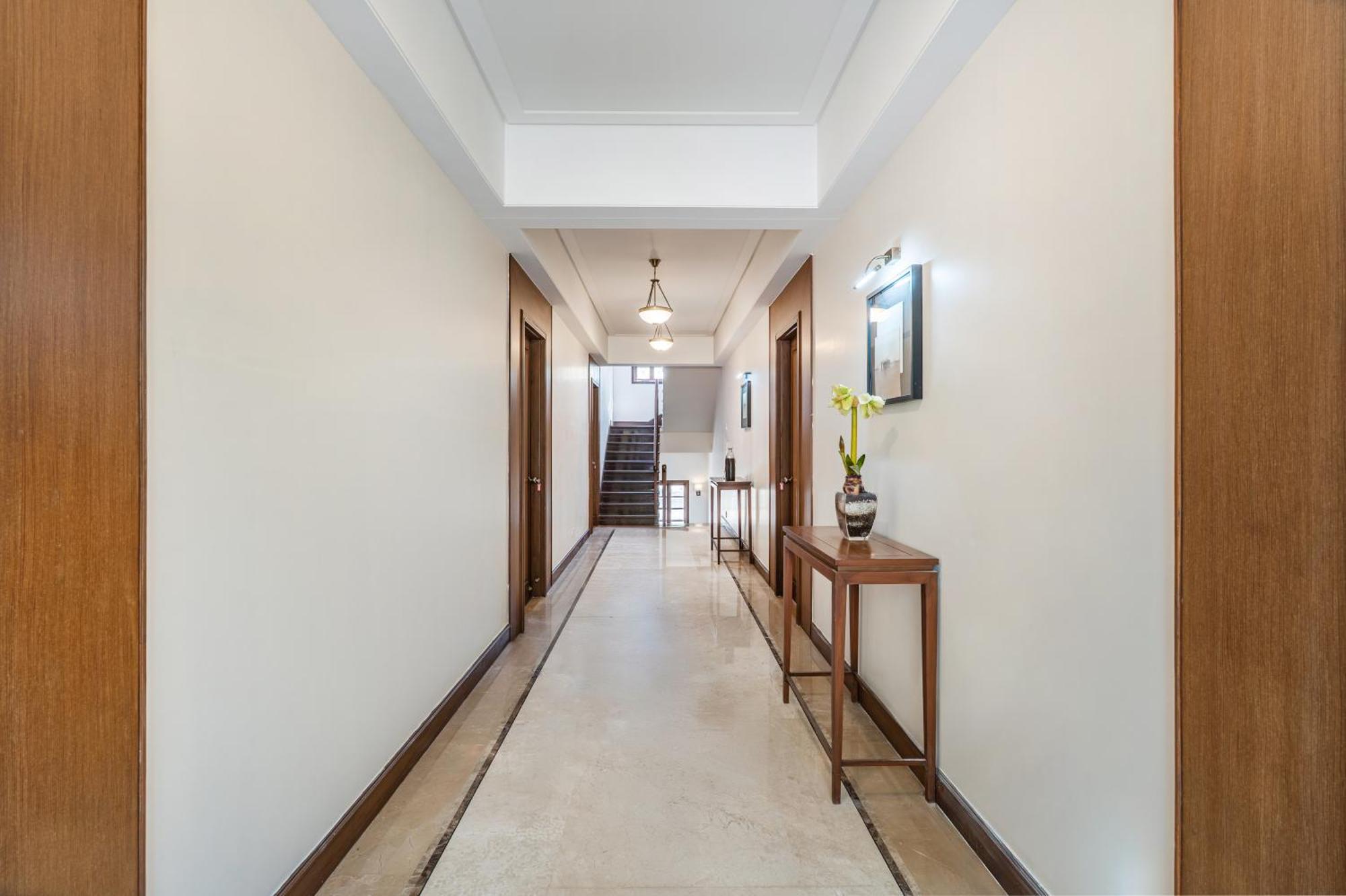 Guest house Sliceinn Gulmohar- Near Kempegowda International Airport, Bangalore