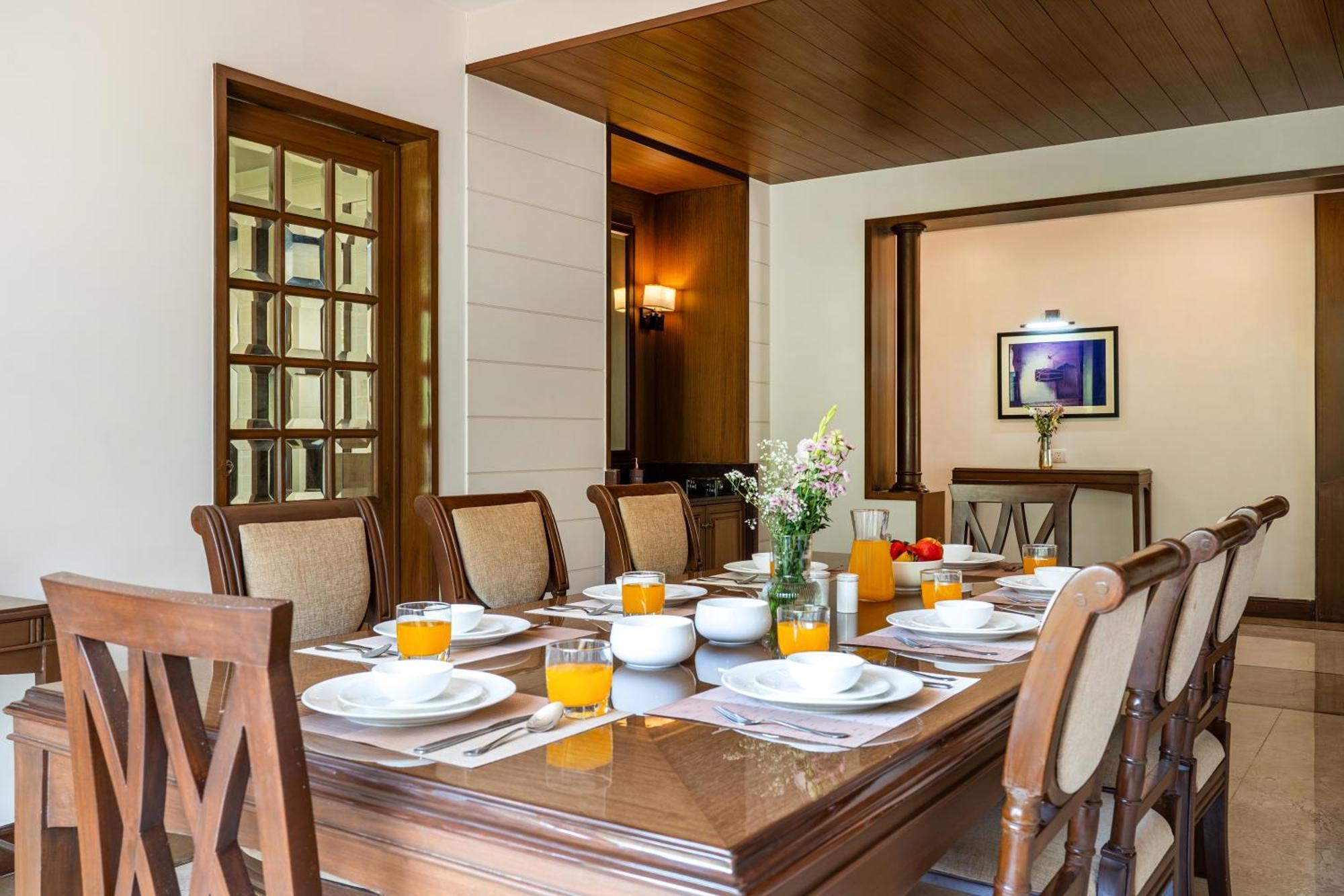 Guest house Sliceinn Gulmohar- Near Kempegowda International Airport, Bangalore