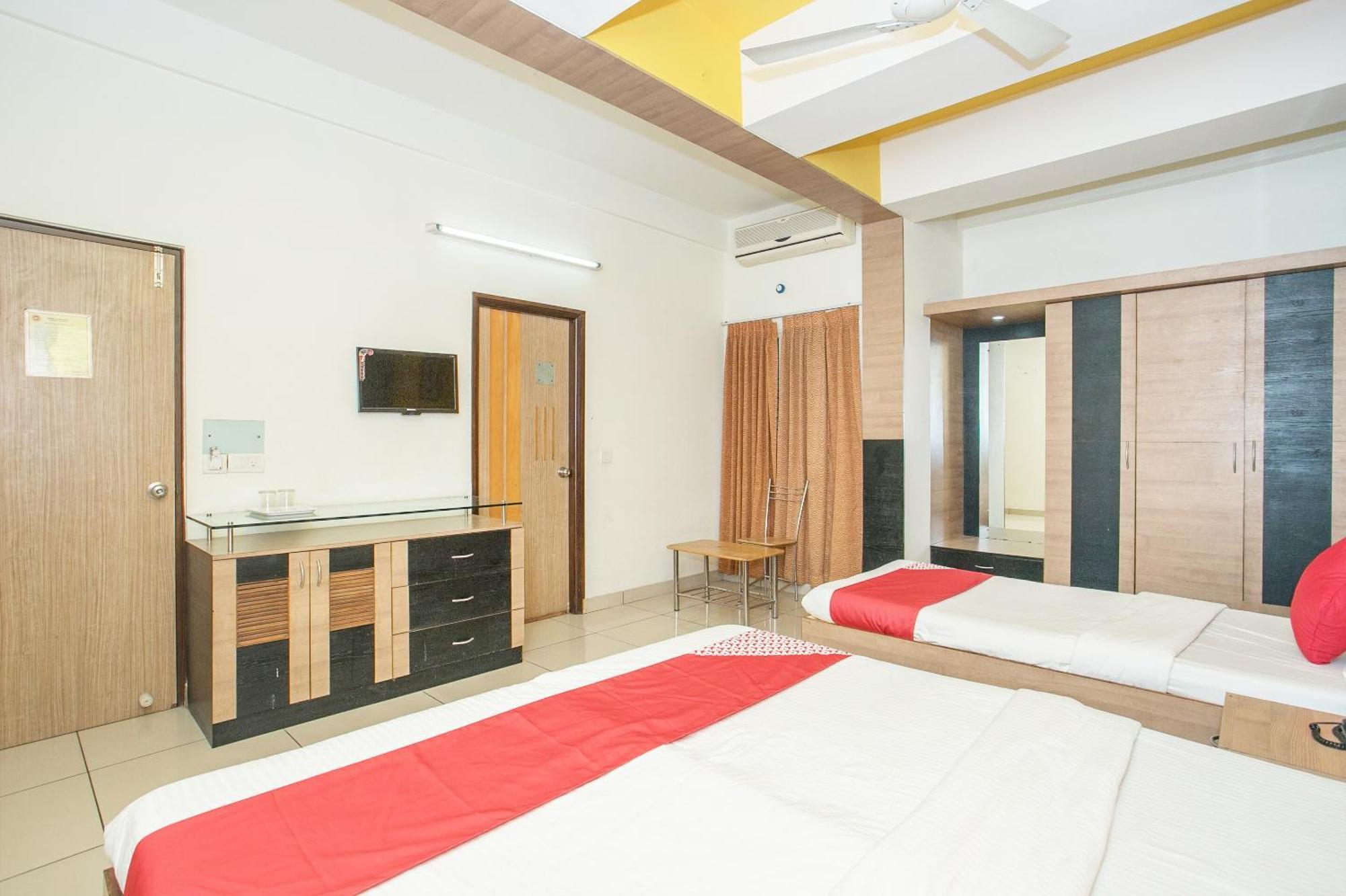 O Abhimaani Comforts 3*