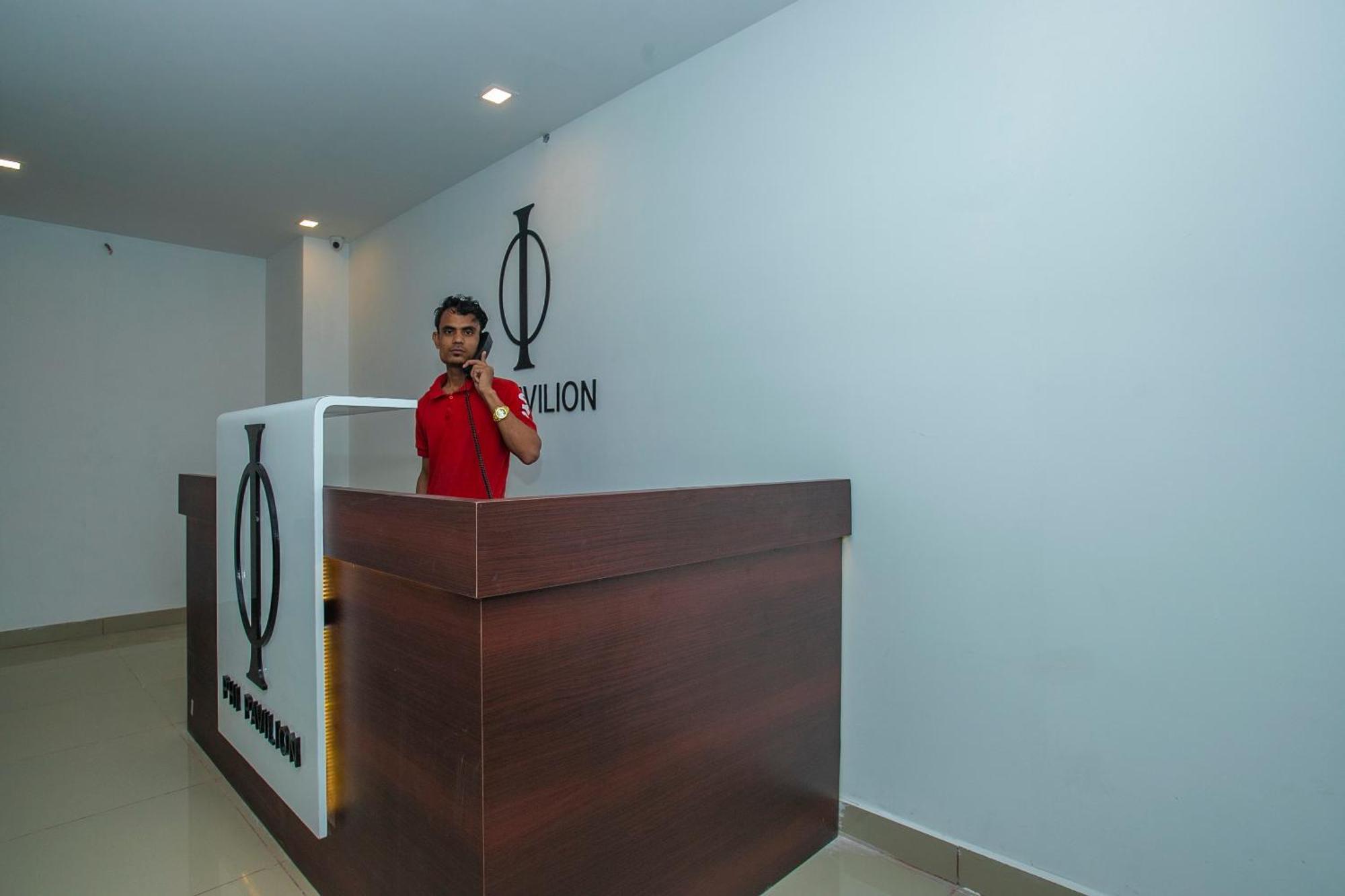 O Varcity Phi Premium Pavilion ,above Hdfc Bank ,near Anjaneya Temple Madiwala, Hosur Main R Hotel 4*
