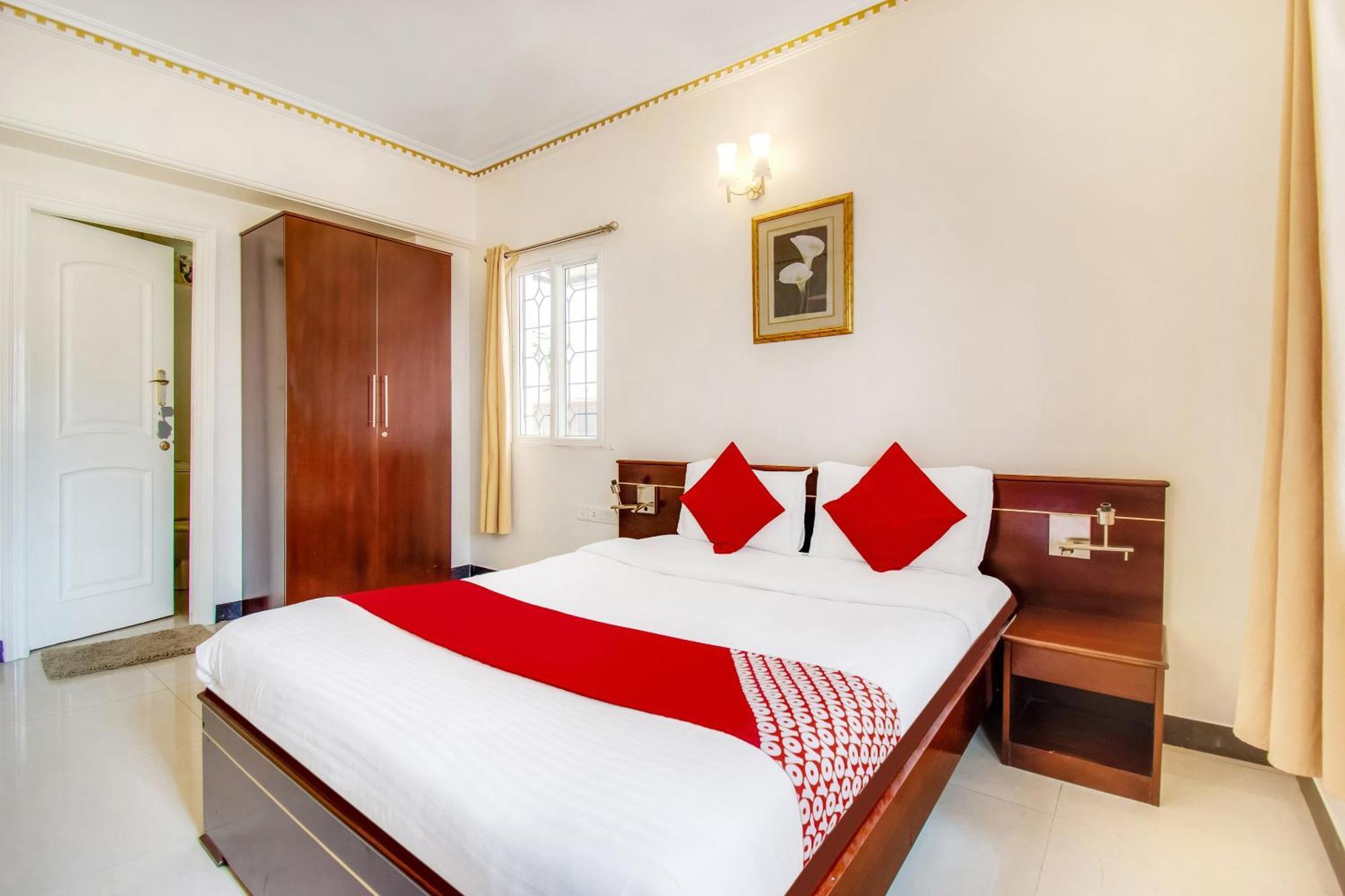 Hotel Super O Resida Elite Service Near Manipal Hospital 3*