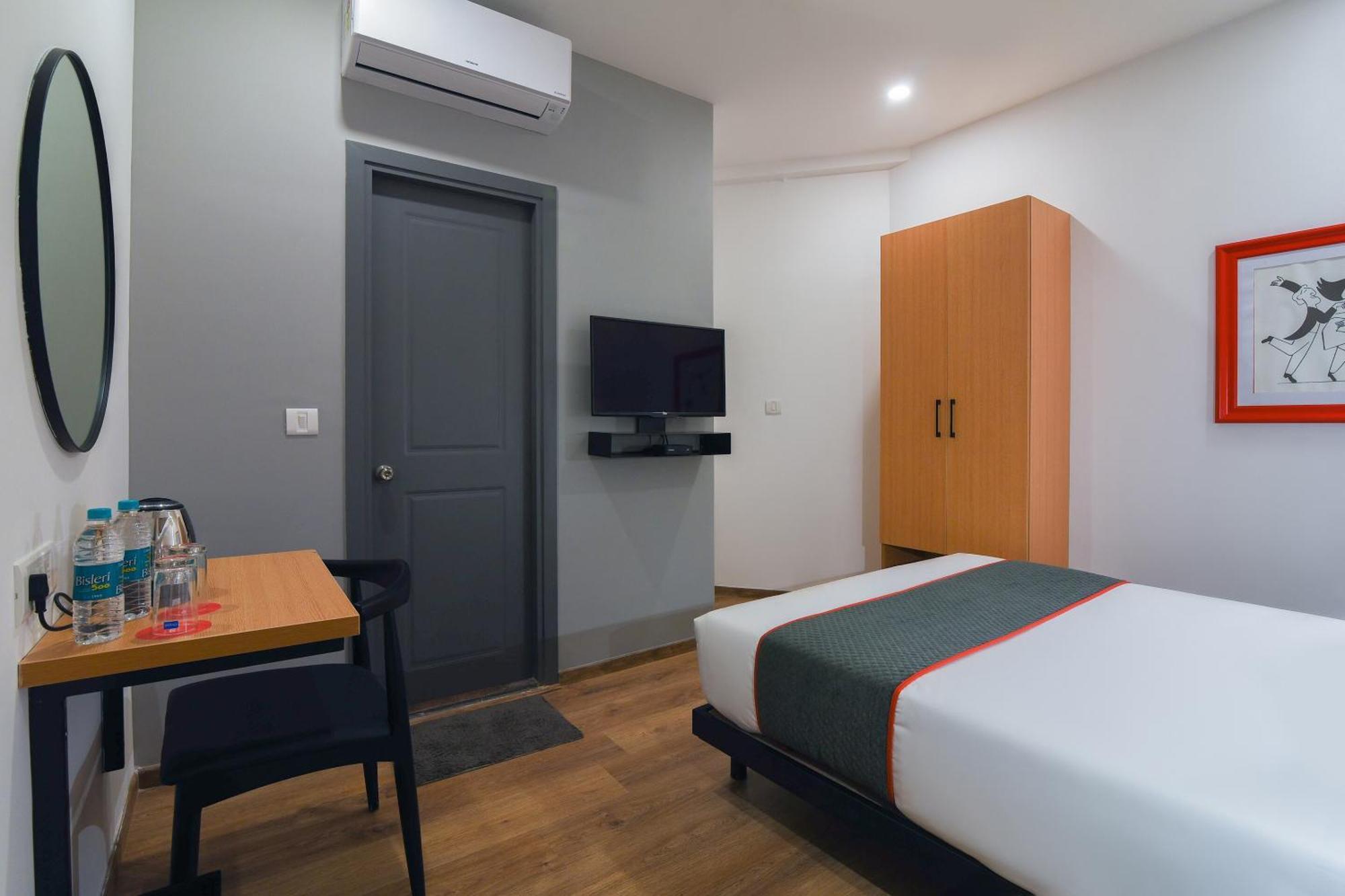 Hotel Super Townhouse Spruce Bellandur 4*