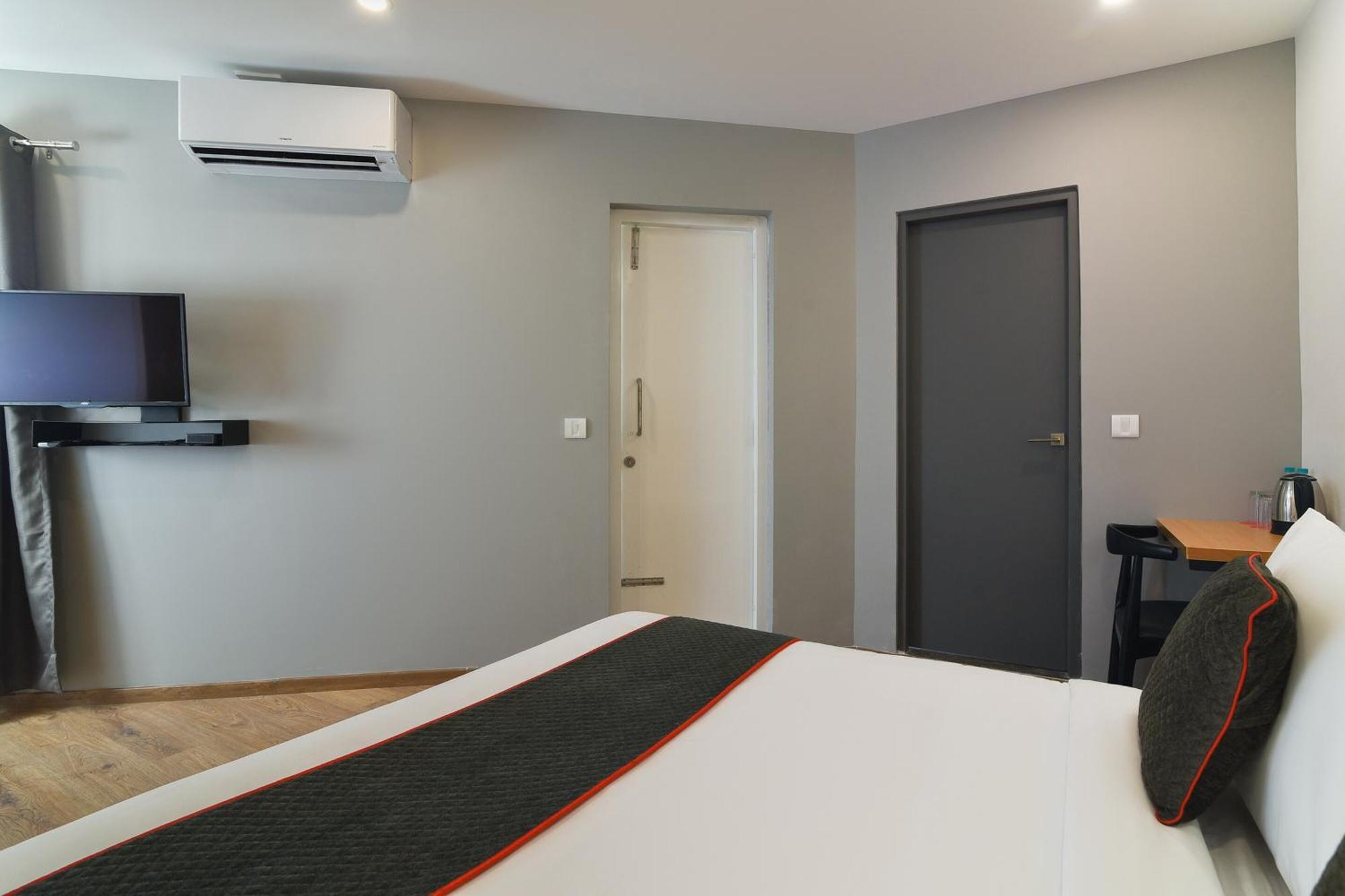 Hotel Super Townhouse Spruce Bellandur Bangalore
