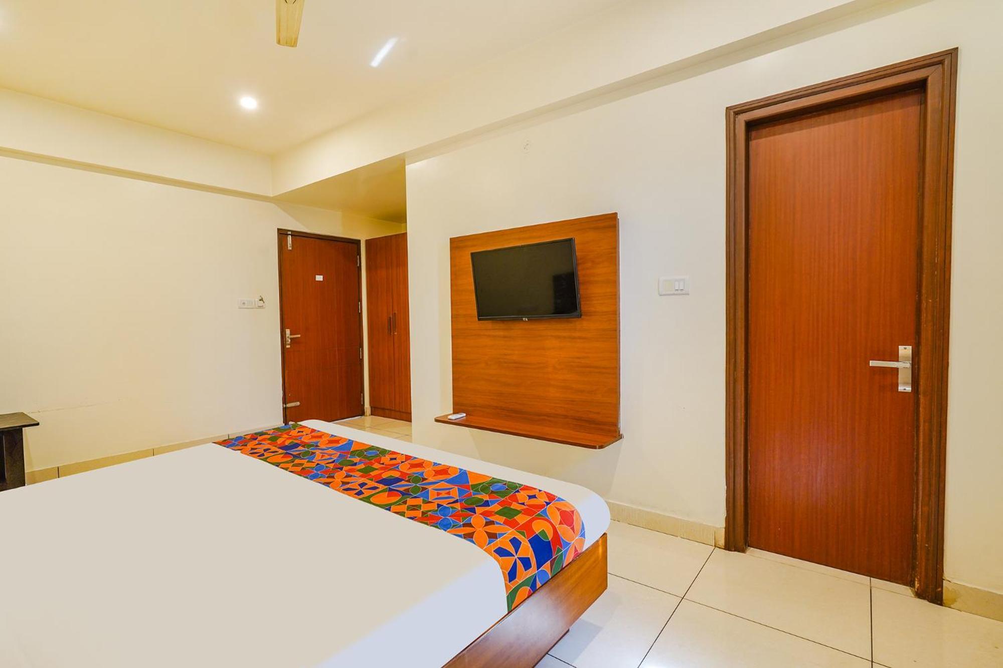 Fabhotel The Prime Hotel 4*