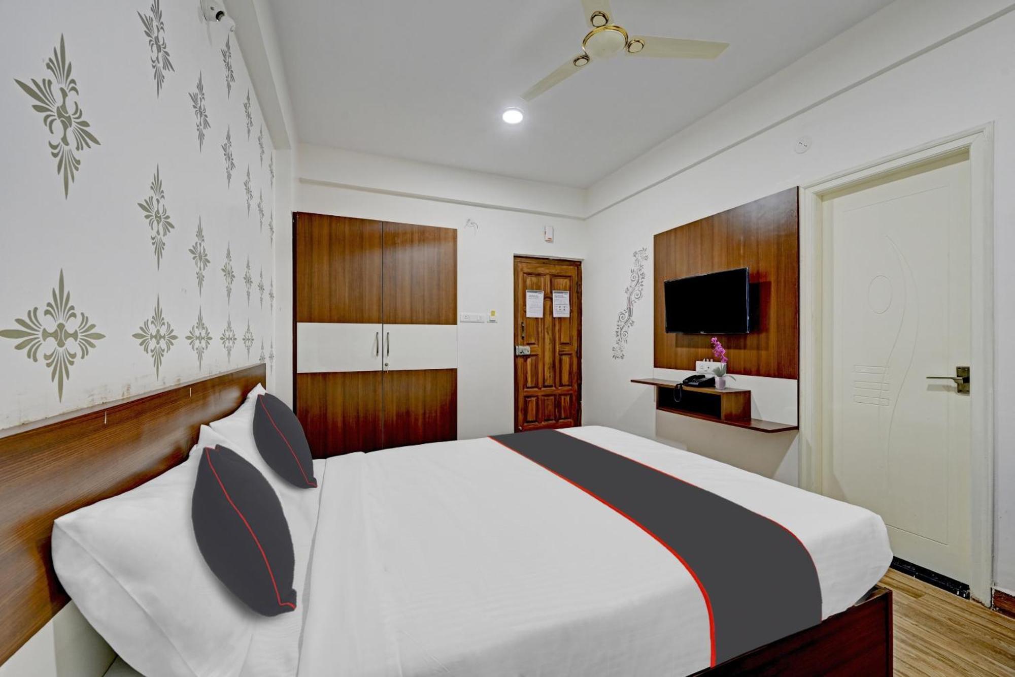 Hotel Capital O Venue