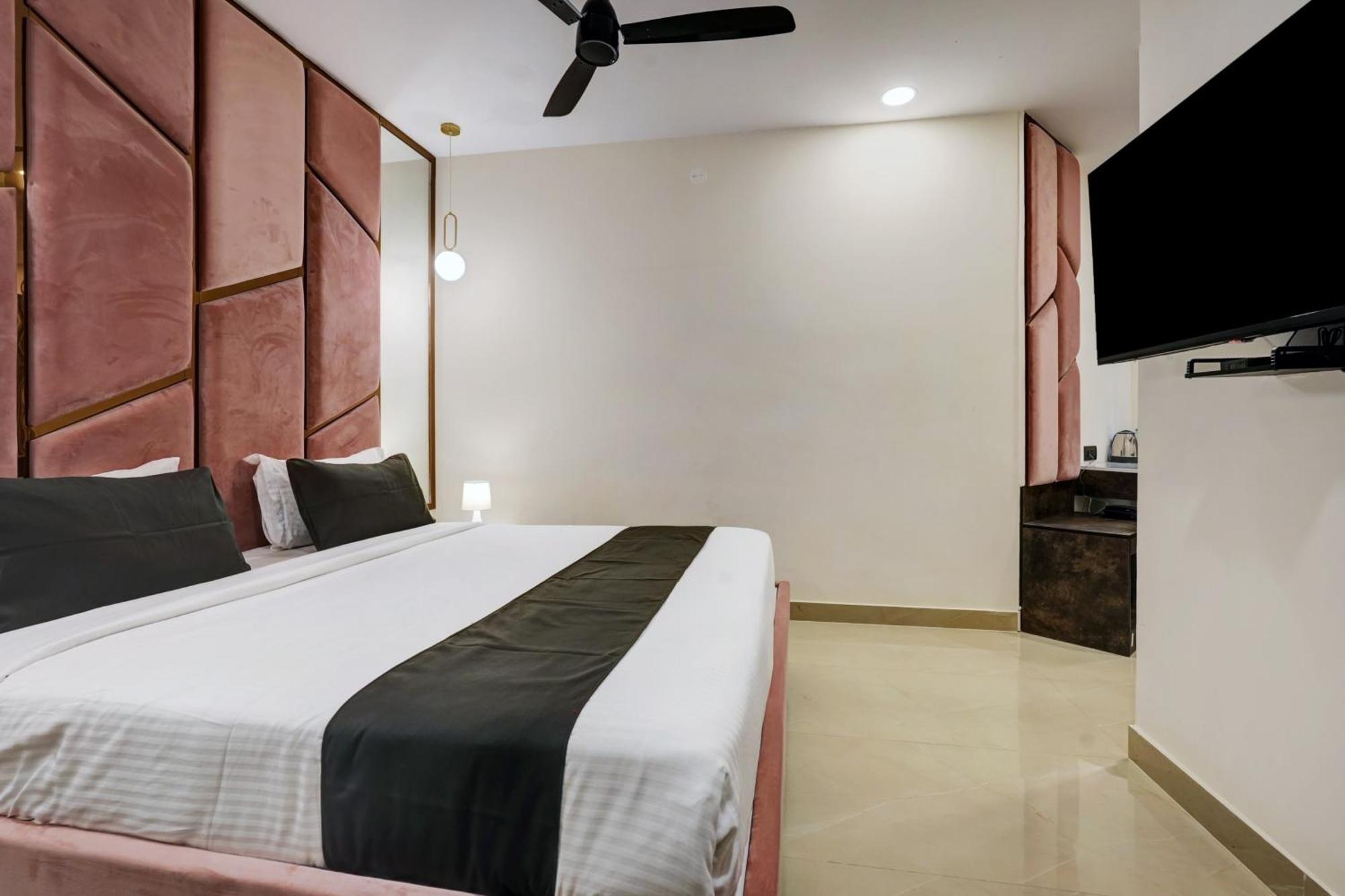 Hotel Astra & - Koramangala Bangalore