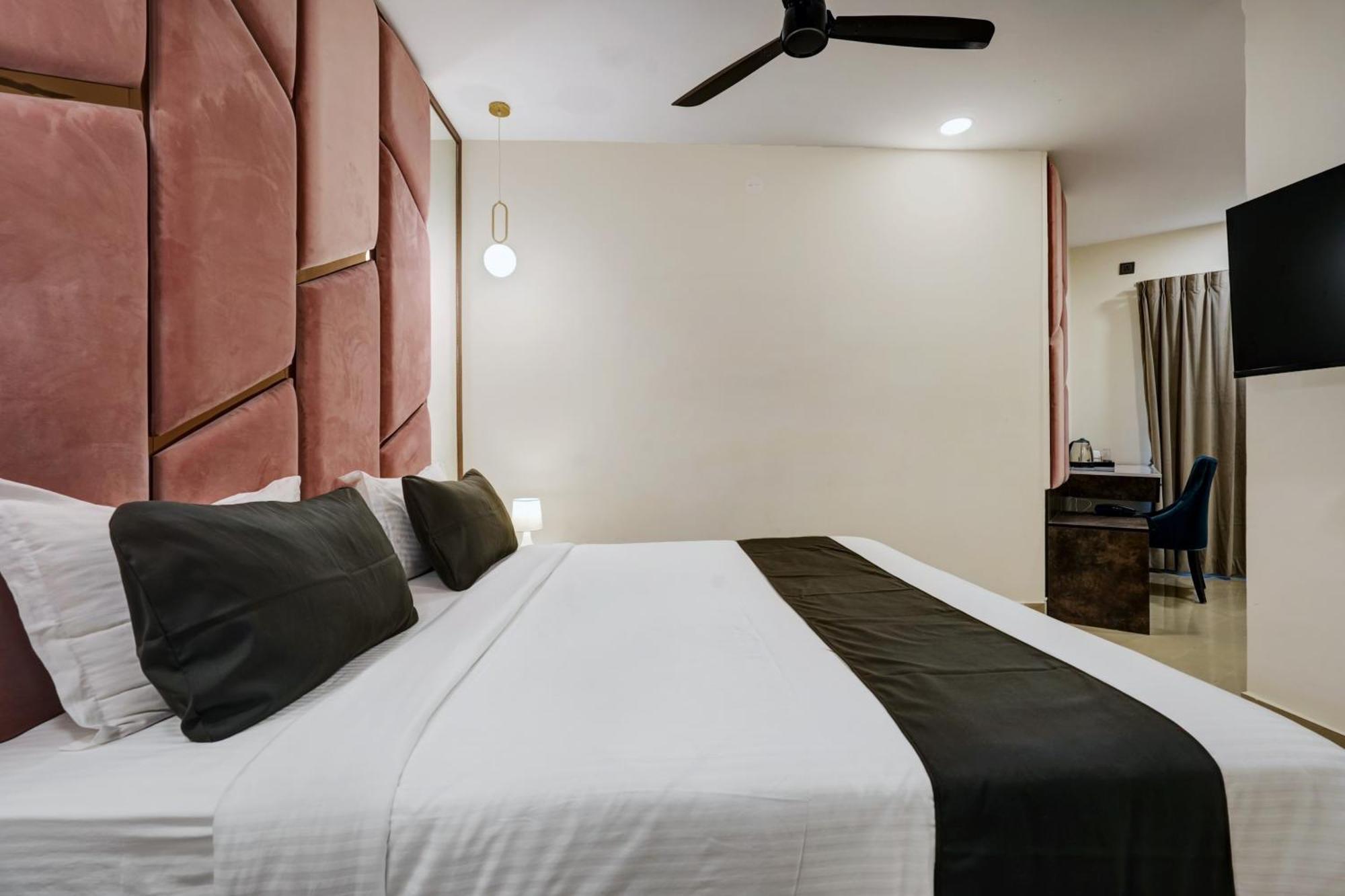Hotel Astra & - Koramangala