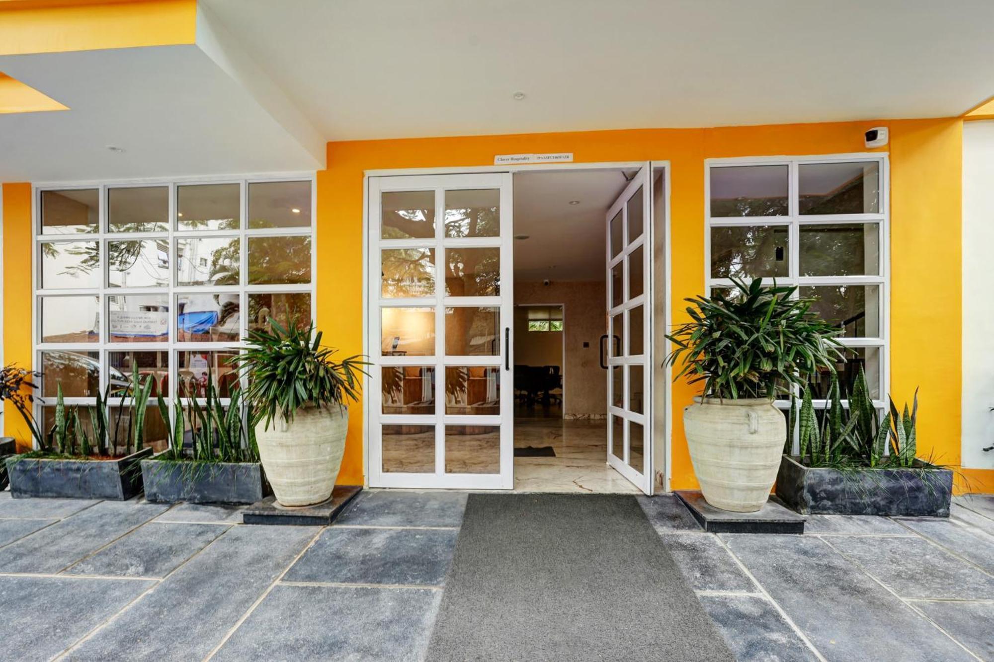 Hotel Astra & - Koramangala