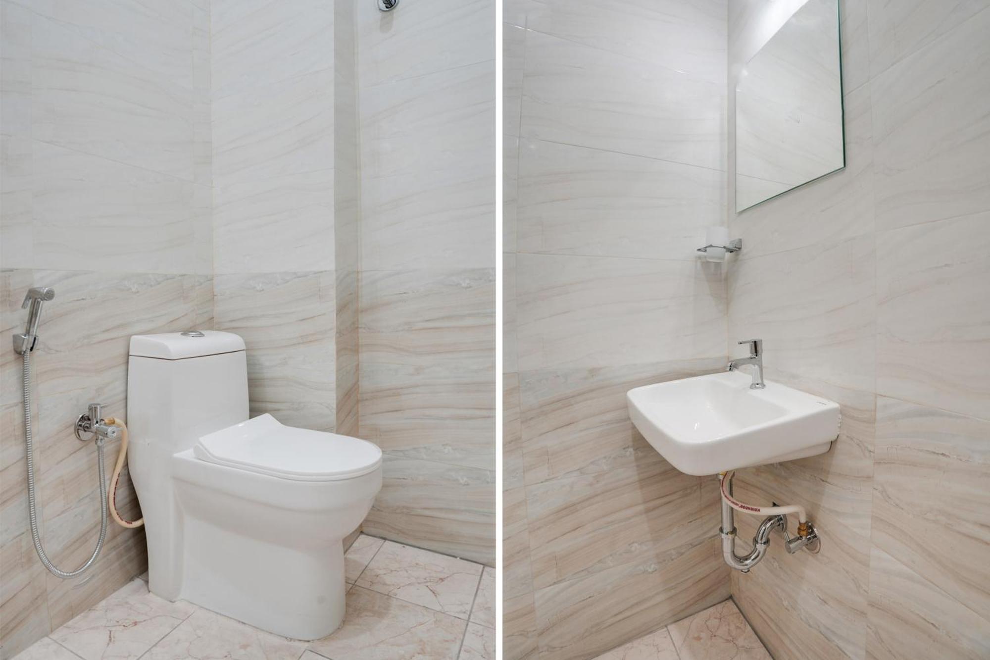 Hotel Super Collection O K R Puram Manyata