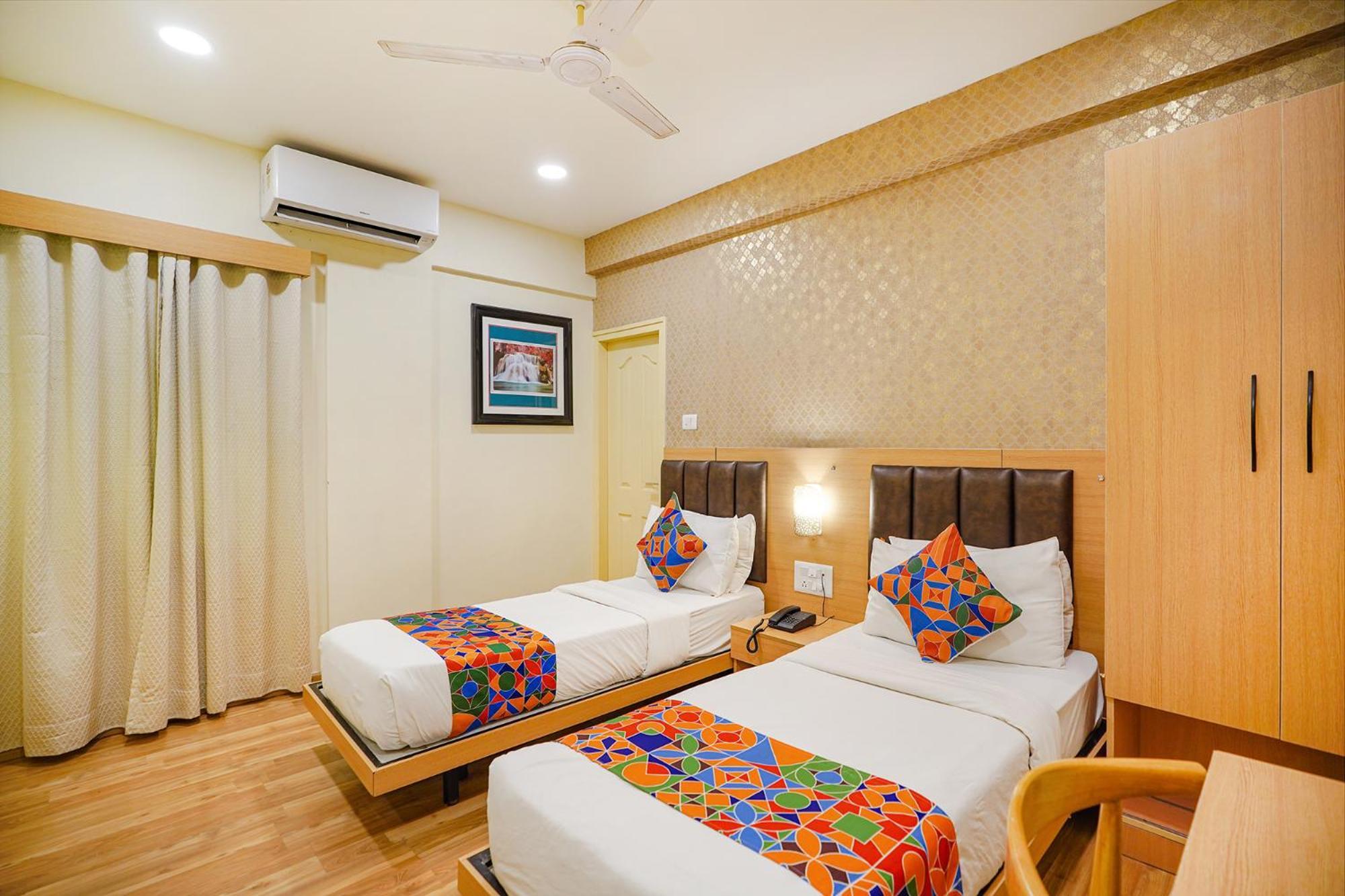 Hotel Fabhotel Ivory Corporate