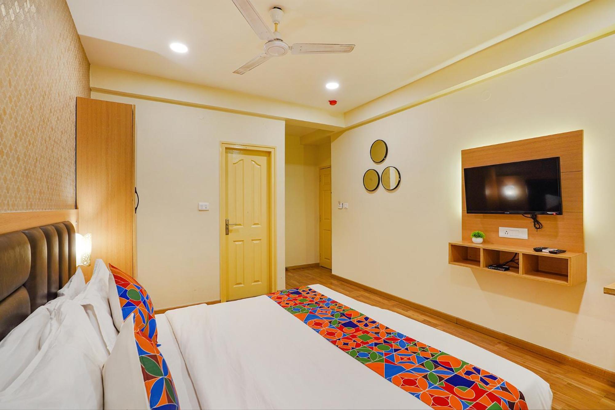 Fabhotel Ivory Corporate Hotel
