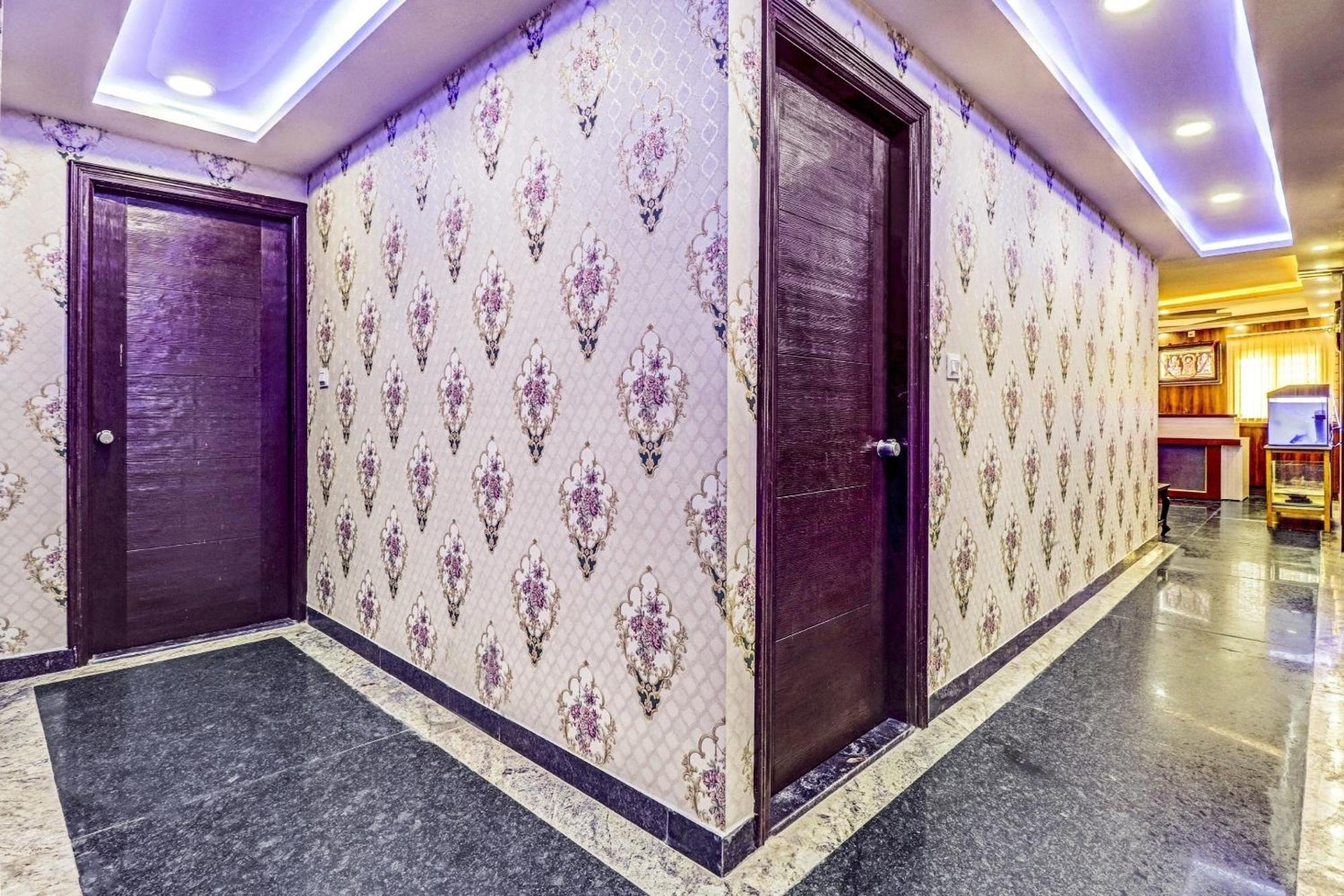 Collection O Hemadri Residency 4*