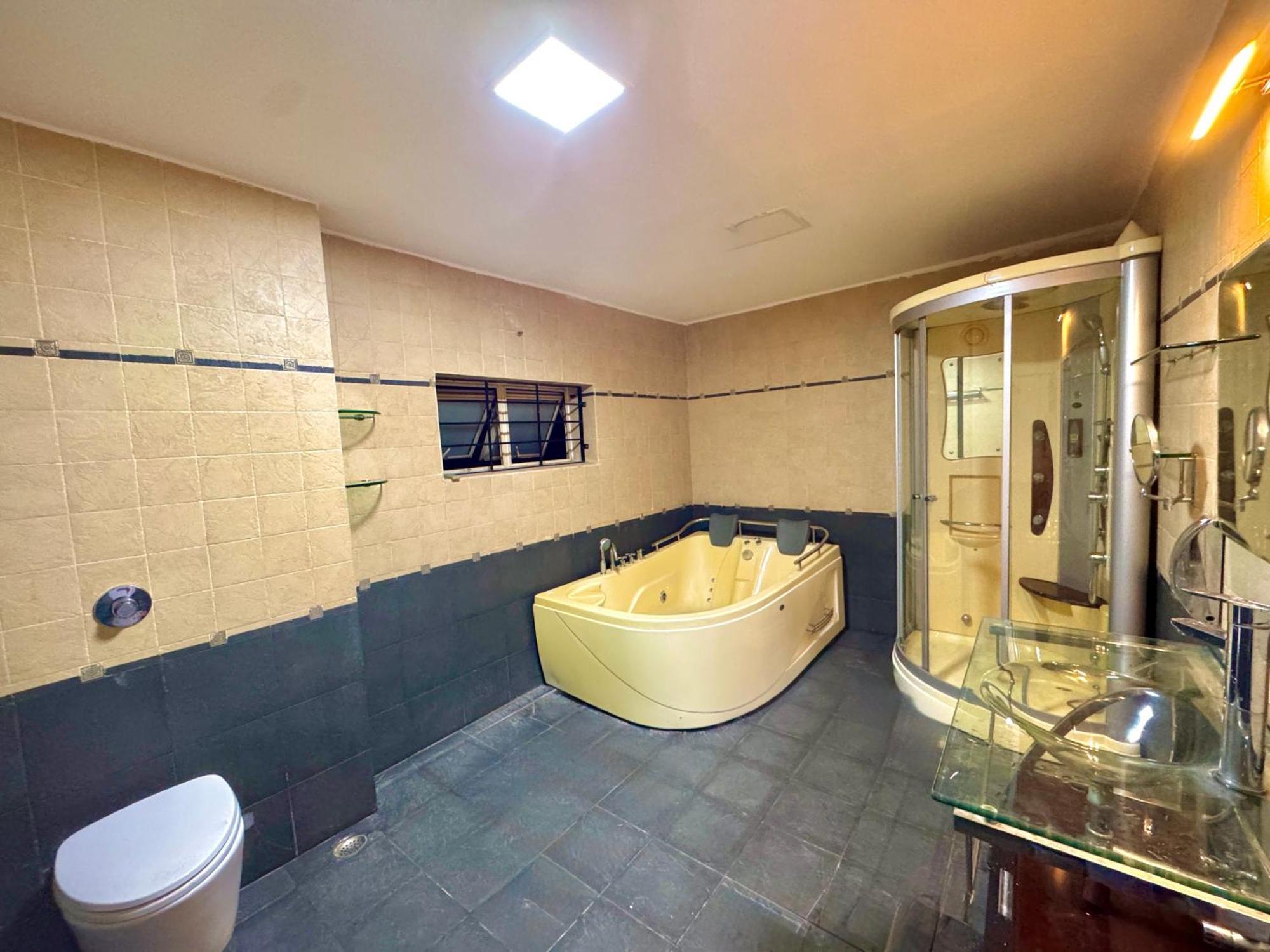 Homestay 4 Bhk Luxury Penthouse- Sliceinn Velvet, Wilson Garden,