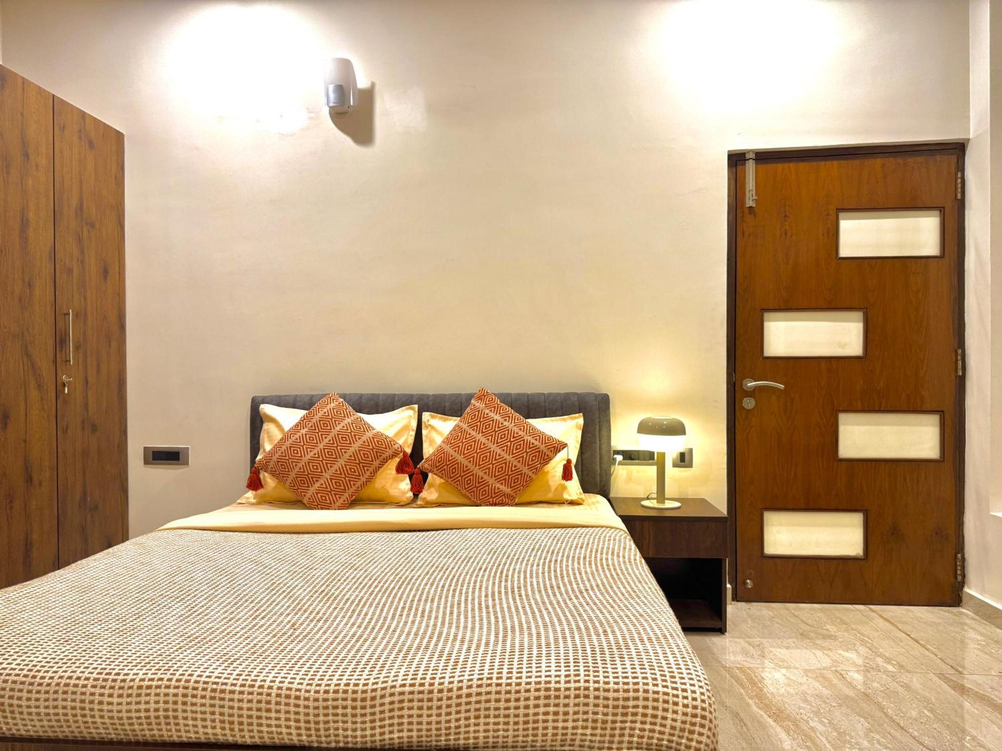 4 Bhk Luxury Penthouse- Sliceinn Velvet, Wilson Garden, Homestay