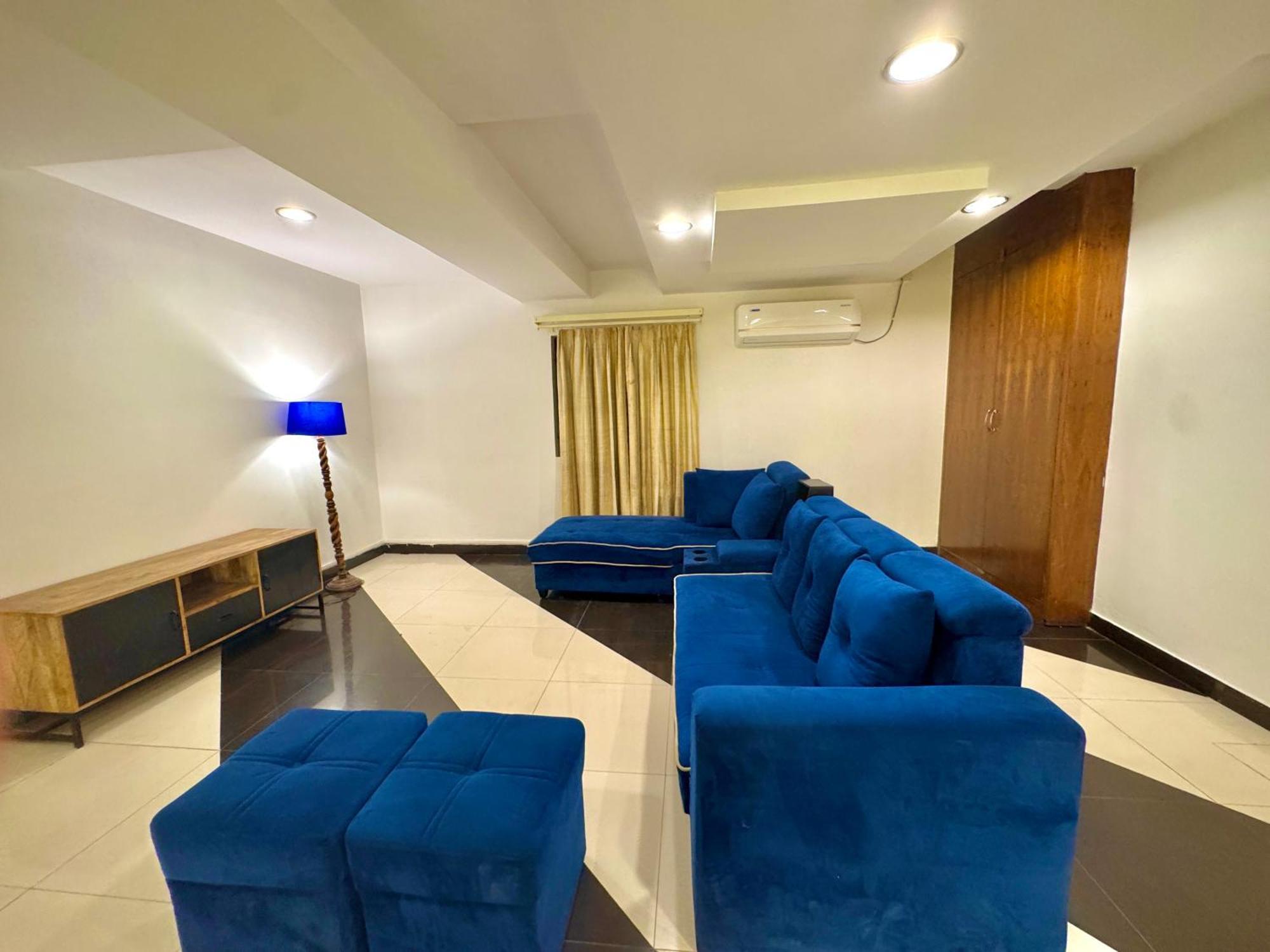 4 Bhk Luxury Penthouse- Sliceinn Velvet, Wilson Garden, Homestay