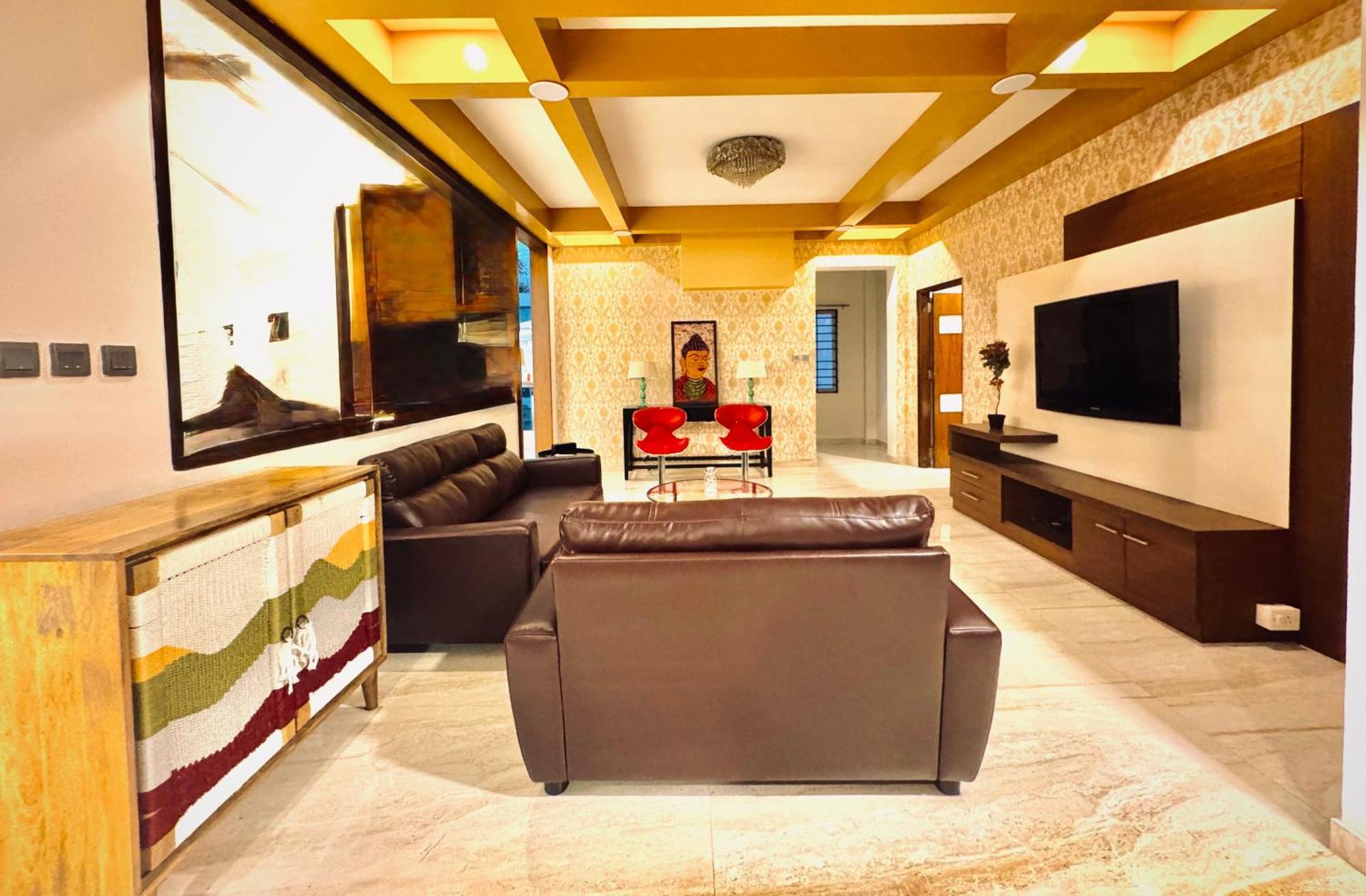 Homestay 4 Bhk Luxury Penthouse- Sliceinn Velvet, Wilson Garden, Bangalore