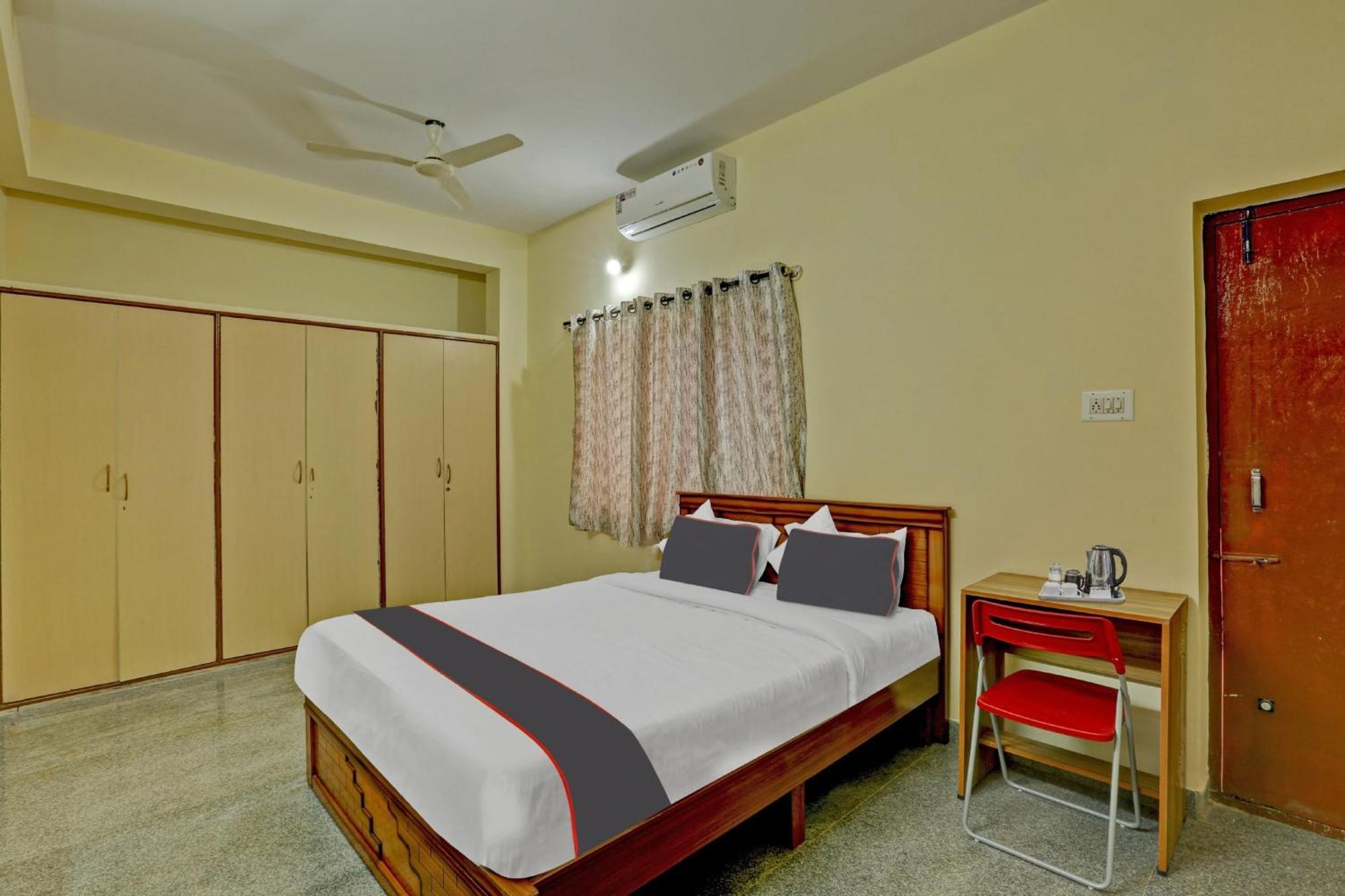 Collection O Relax Hotel Bangalore