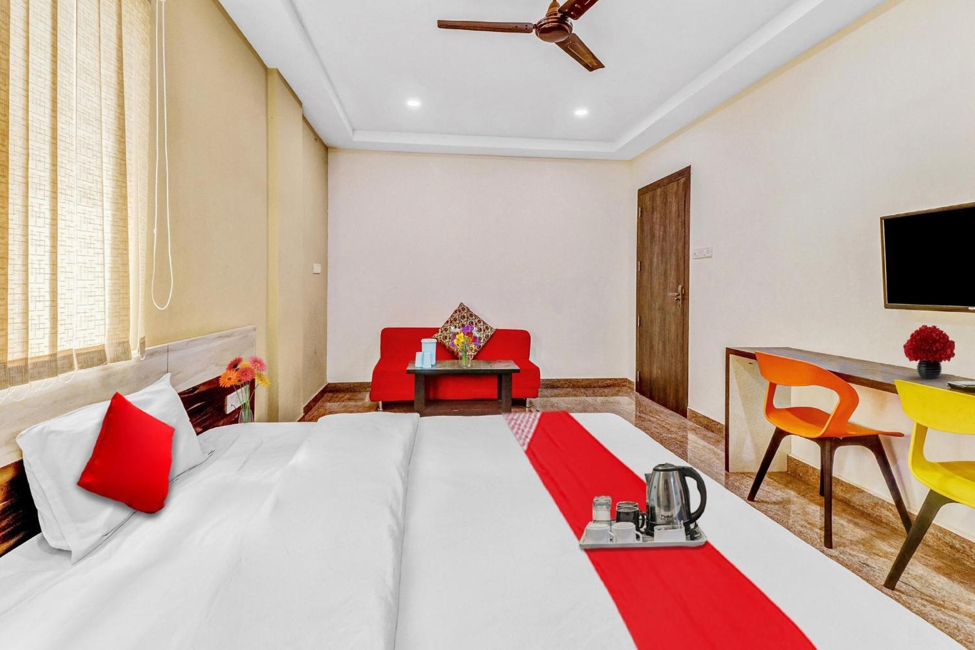 O Lavish Residency Hotel