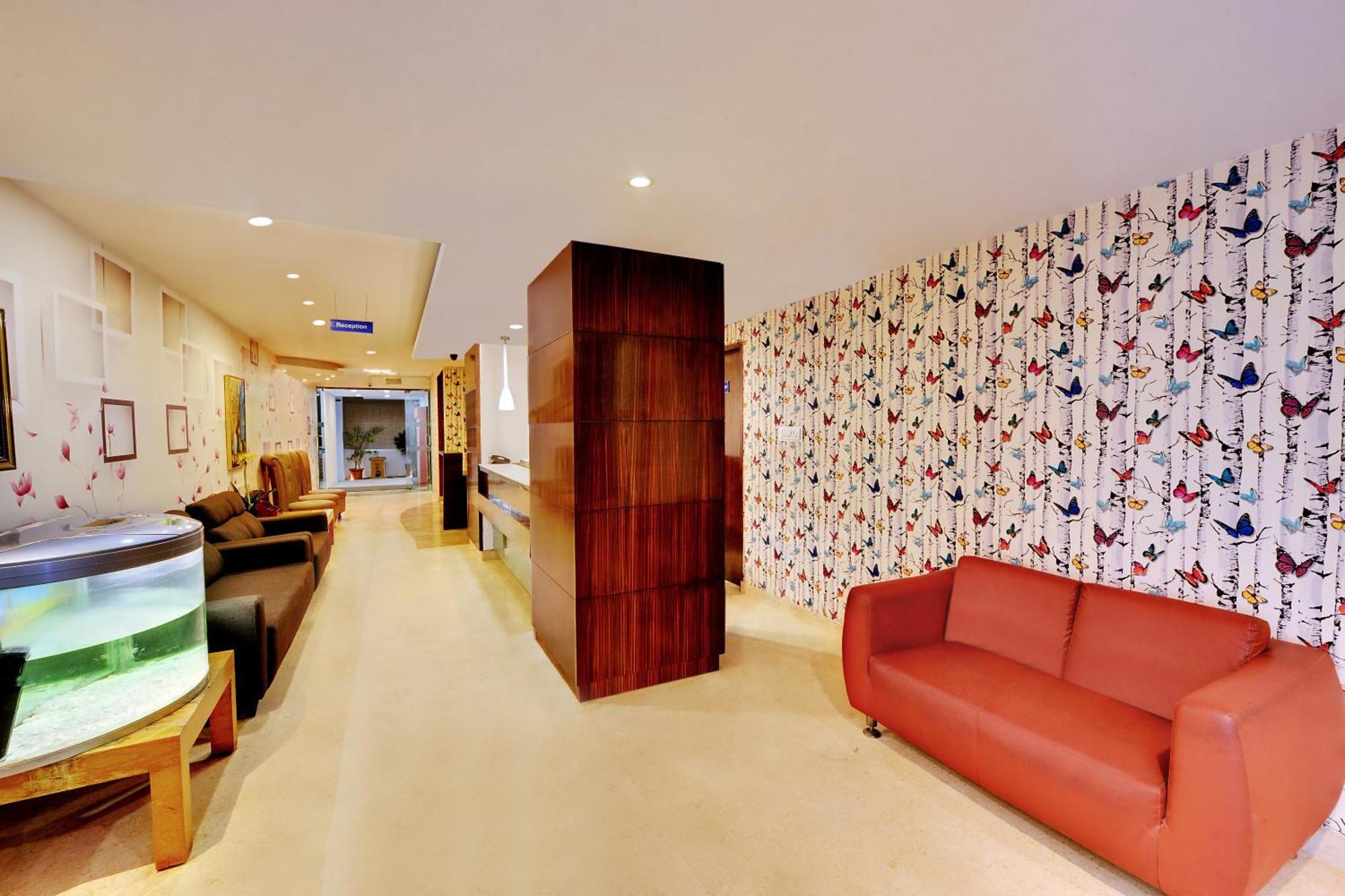 Twin Tulips Hotel 3*