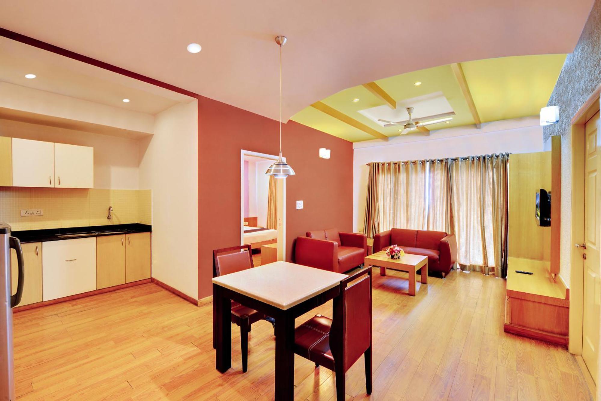 Twin Tulips Hotel