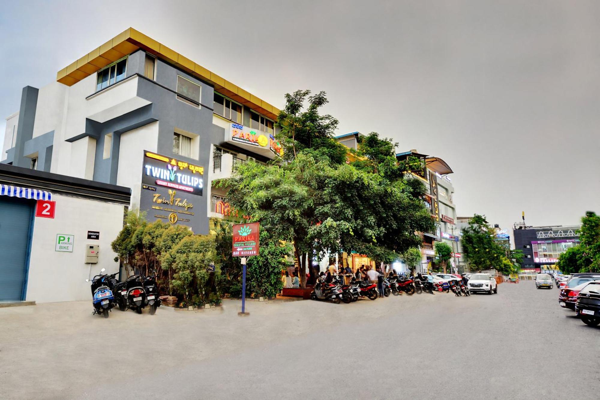 Twin Tulips Hotel 3*