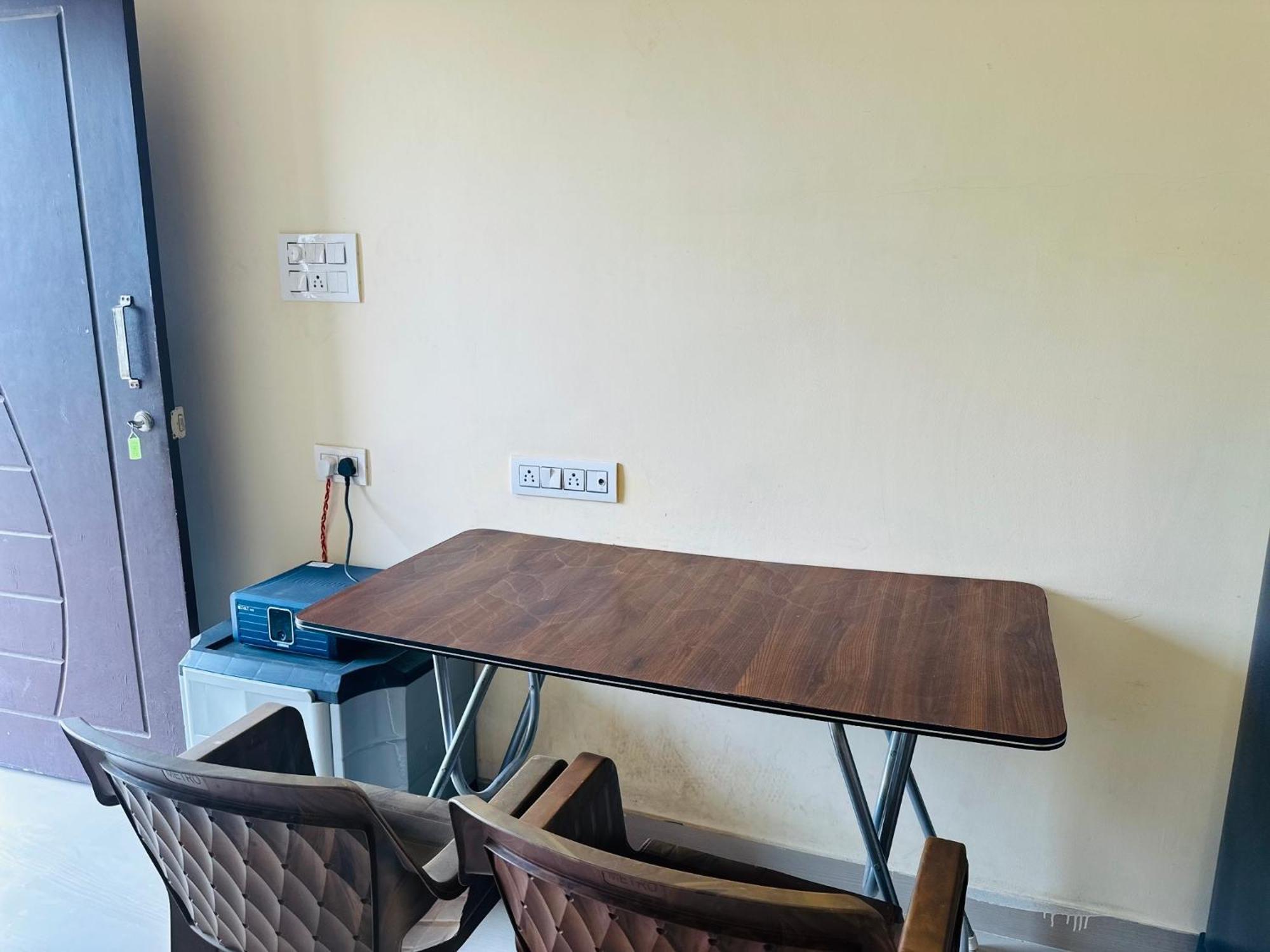 Apartment Dedicated 1bhk With Balcony Near Itpl *