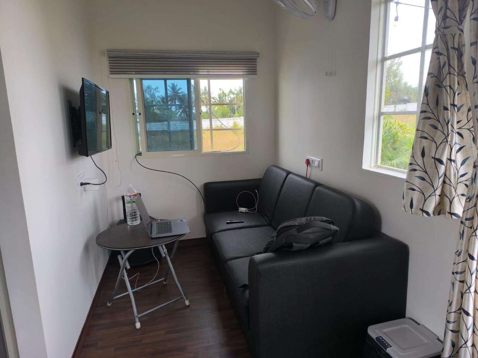 Cozy Near Hessarghatta Holiday home