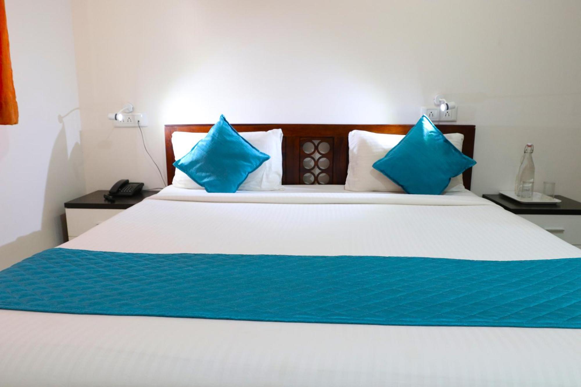 Kaveri Cloud Apartment *