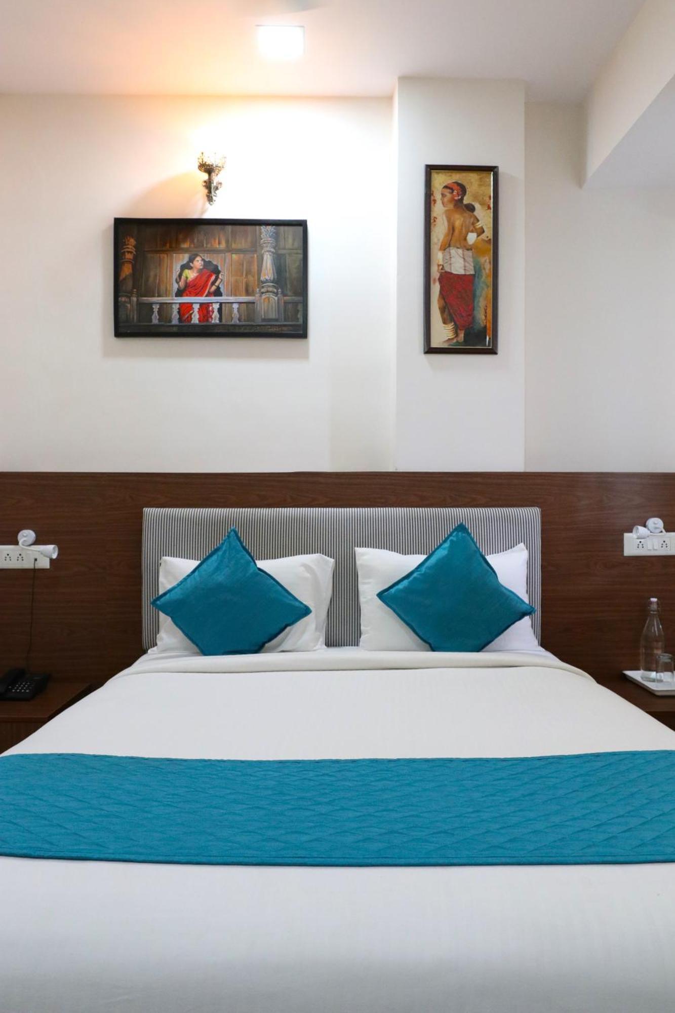 Kaveri Cloud Apartment *