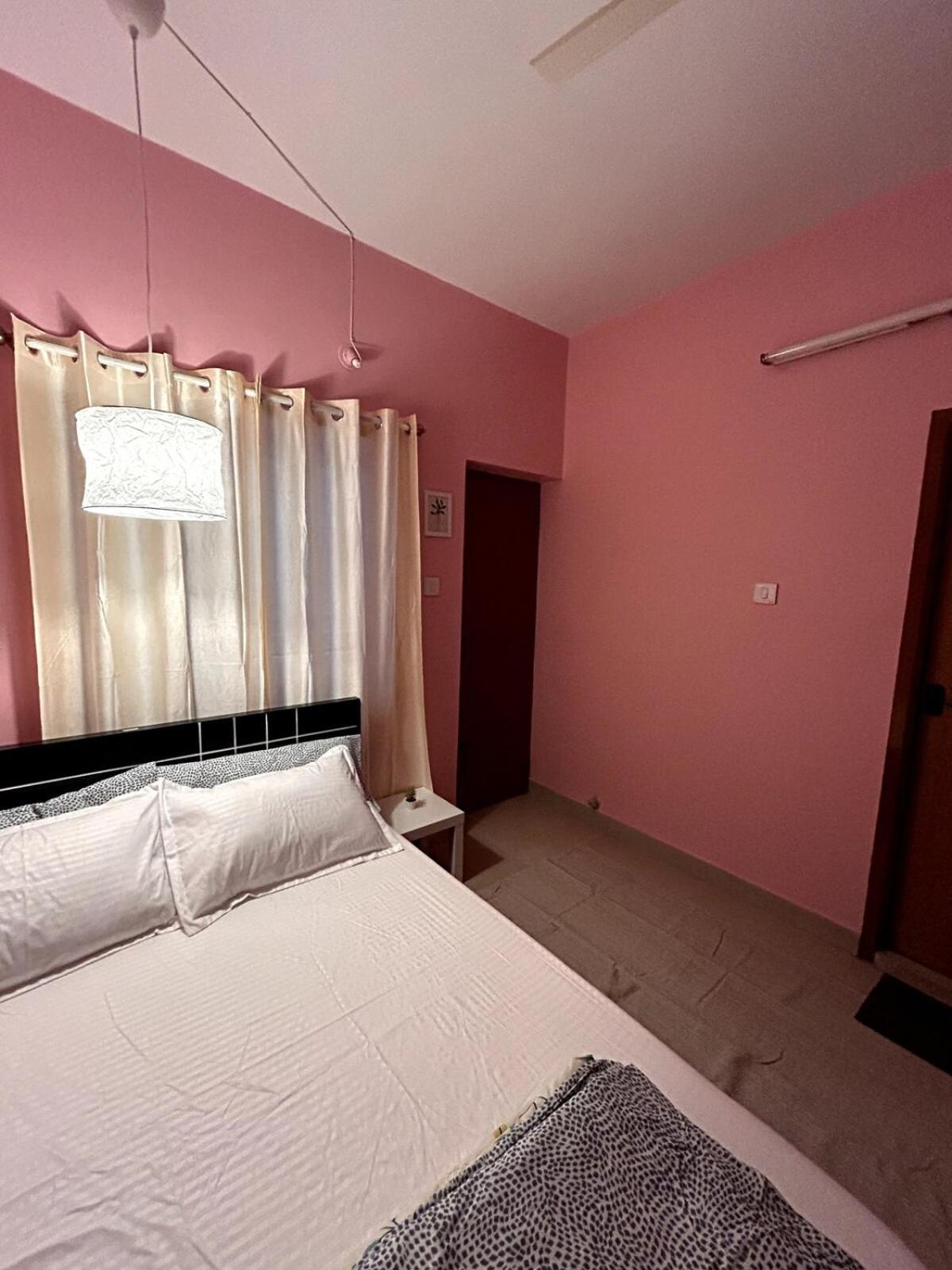 Apartment Electrifying 2 Bhk Getaway