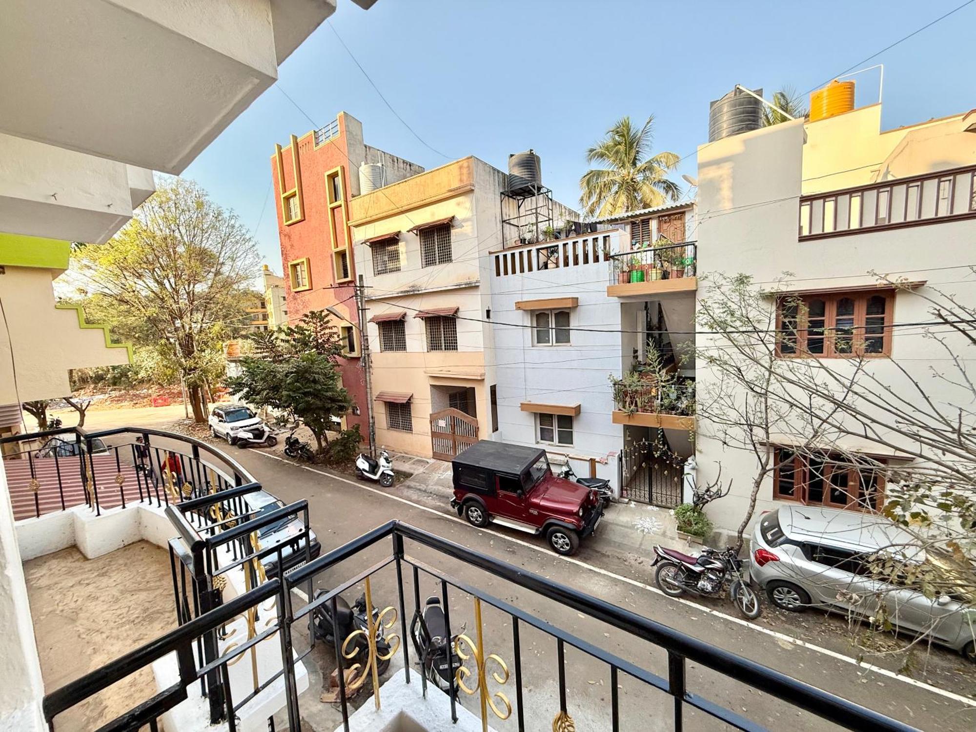 Yepplo - - 3bhk Private With Complimentary Breakfast