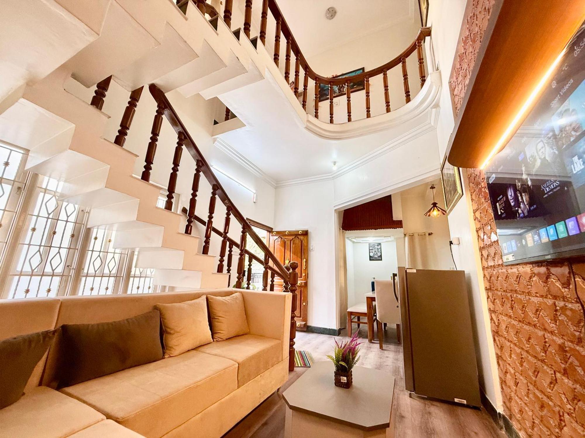 Villa Yepplo - - 3bhk Private With Complimentary Breakfast