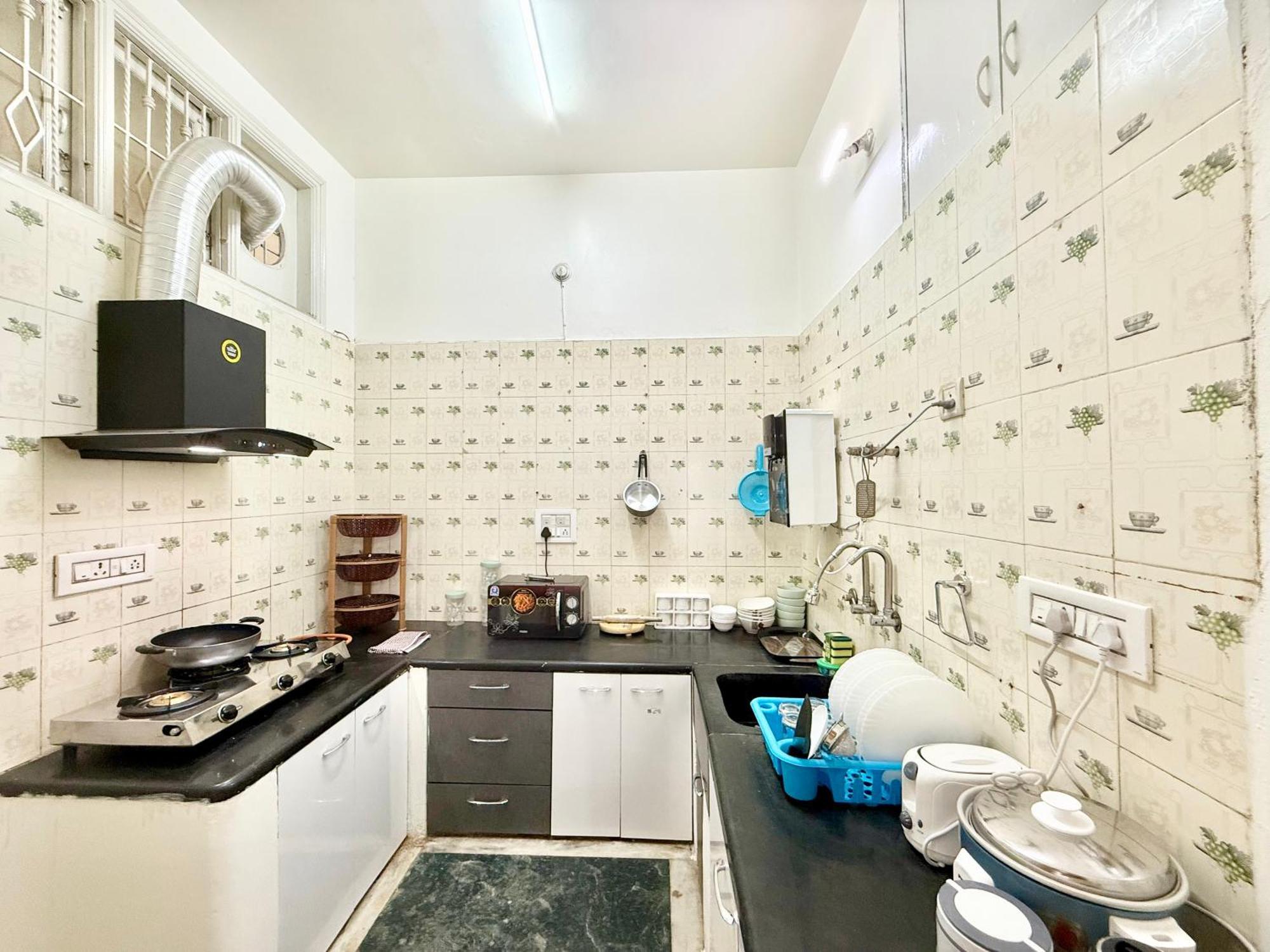 Yepplo - - 3bhk Private With Complimentary Breakfast Bangalore