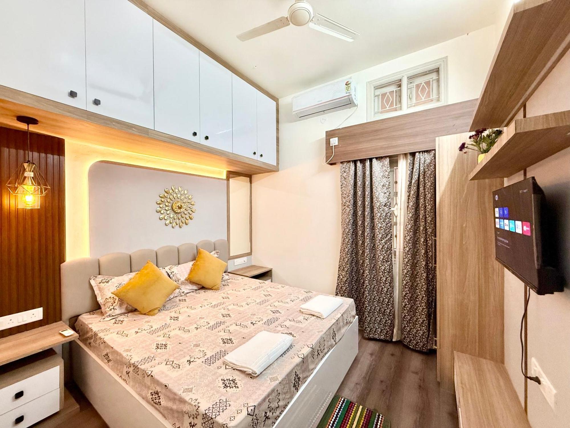 Yepplo - - 3bhk Private With Complimentary Breakfast Villa *
