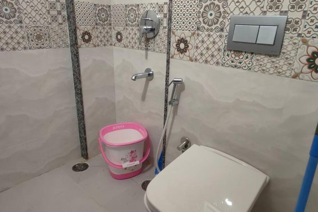 Apartment Compact Yet Beautiful 1bhk 303 *