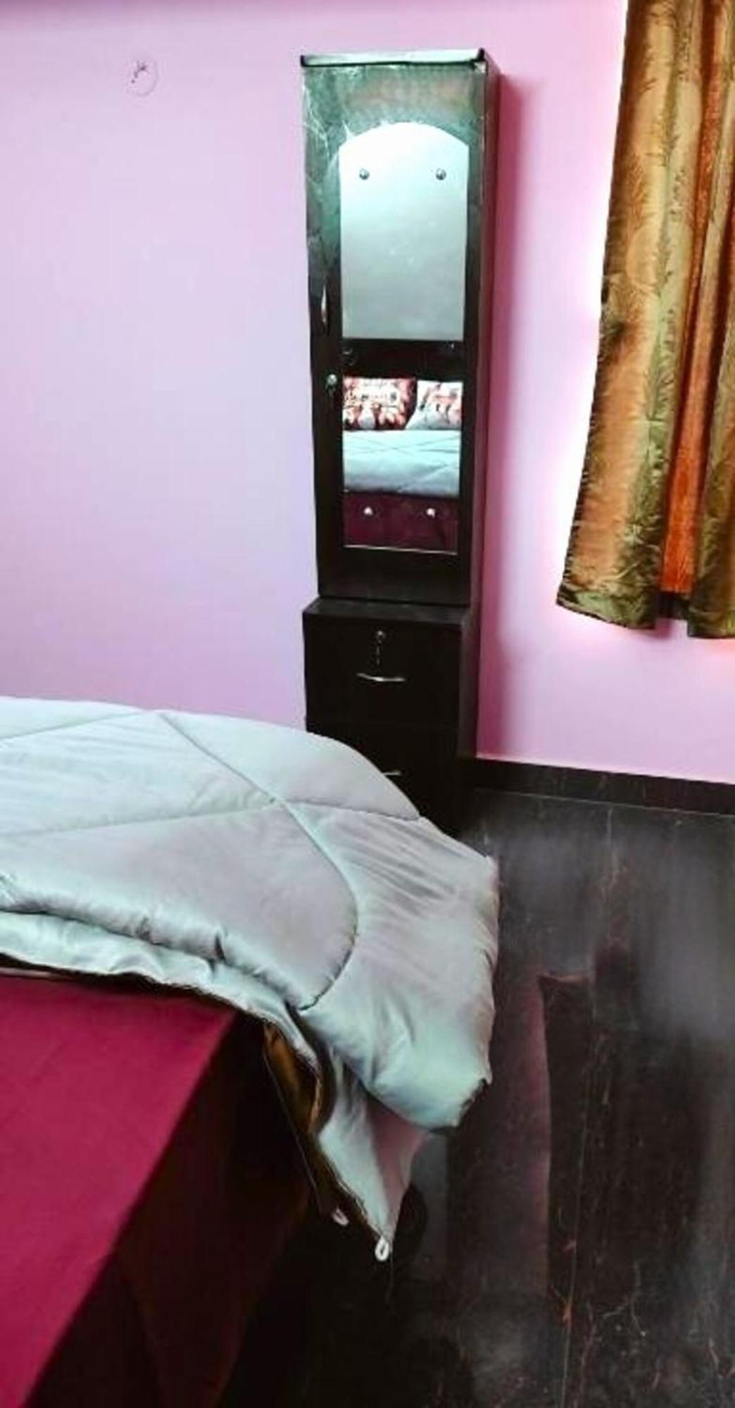 Guest house Samuels Comfort Homes