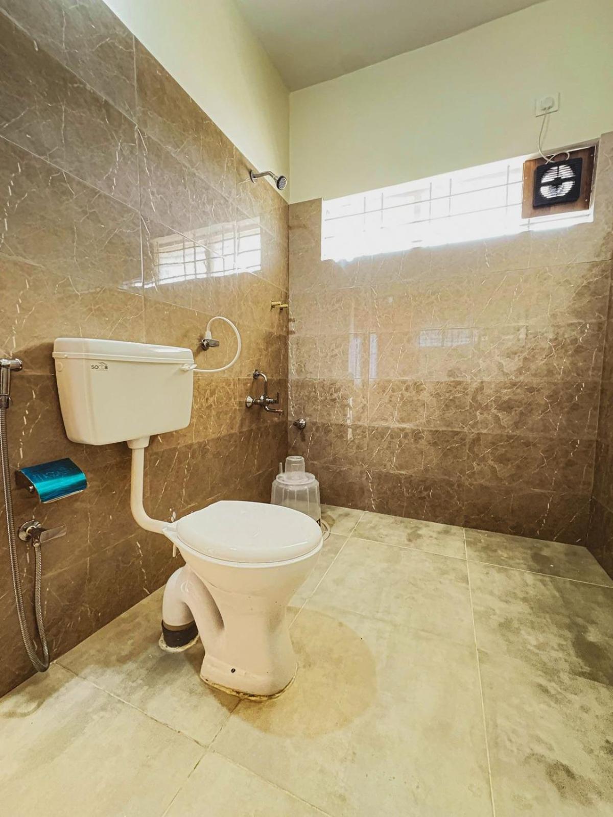 Sai Grand Near Airport Hotel *