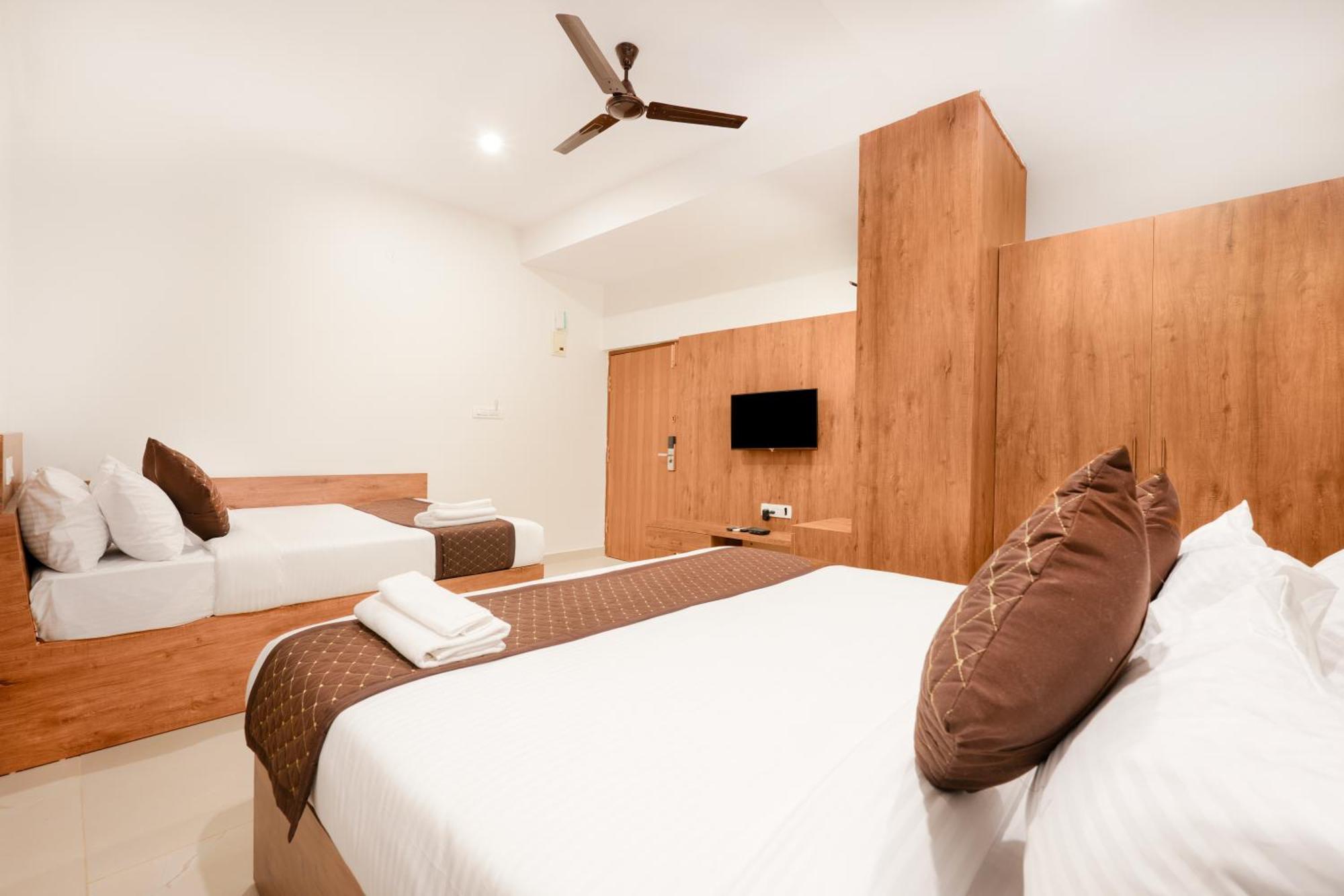 R D Peenya Hotel Bangalore