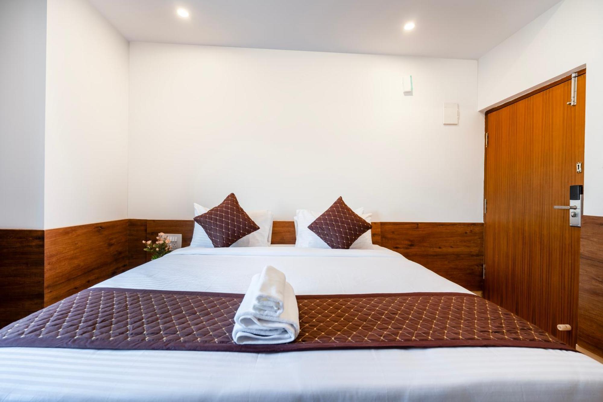 Hotel R D Peenya Bangalore