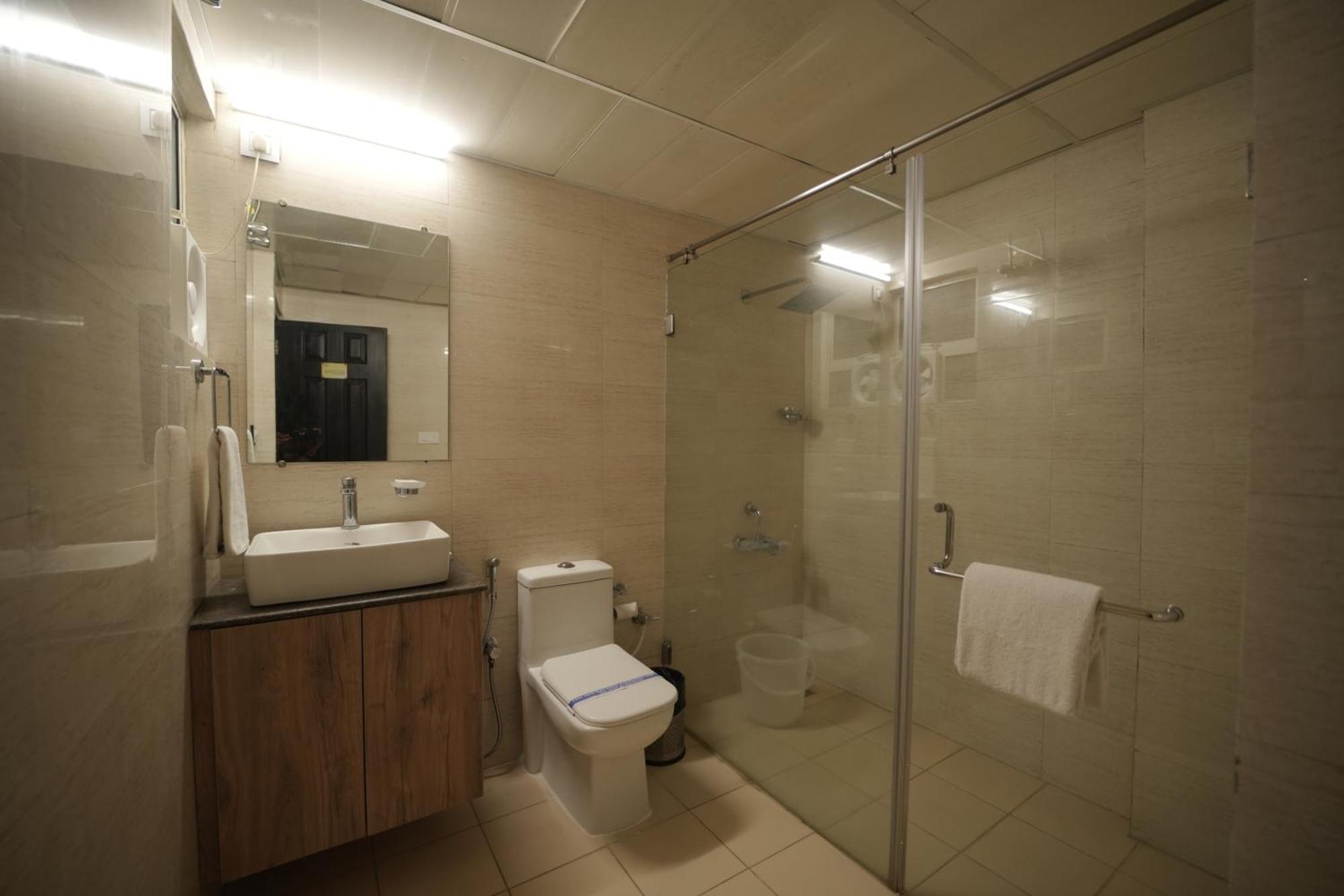 Nagarjuna Aparthotel