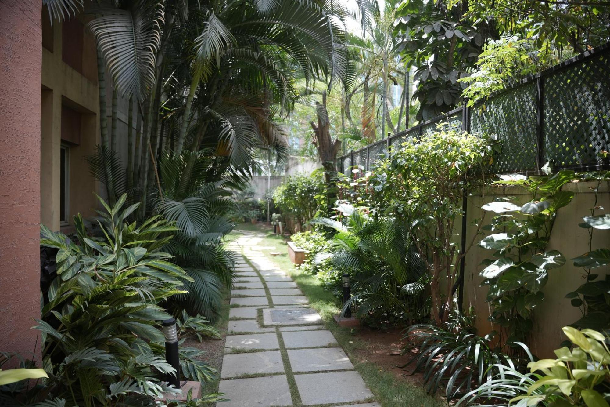 Nagarjuna Aparthotel 3*